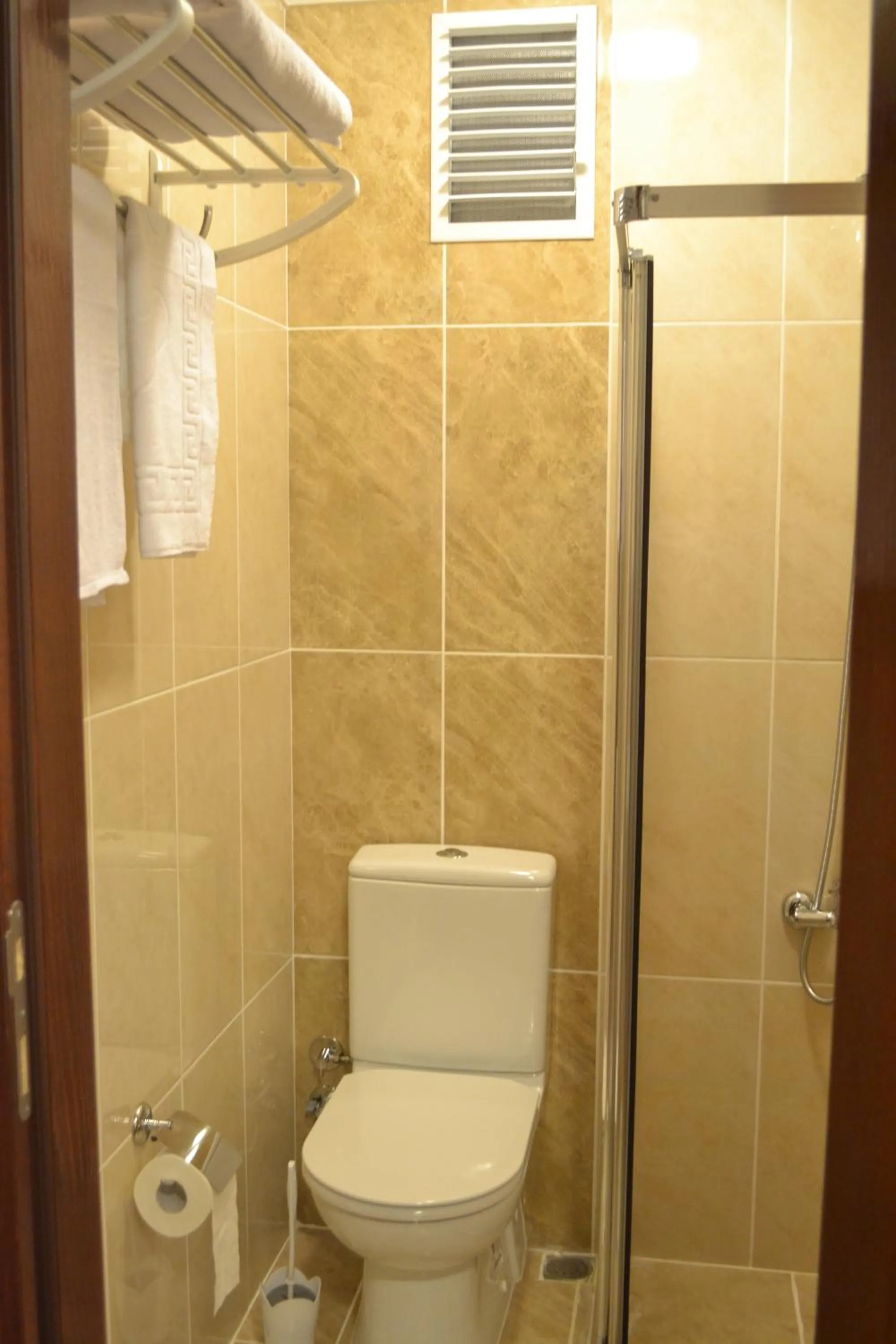 Shower in New Fatih Hotel