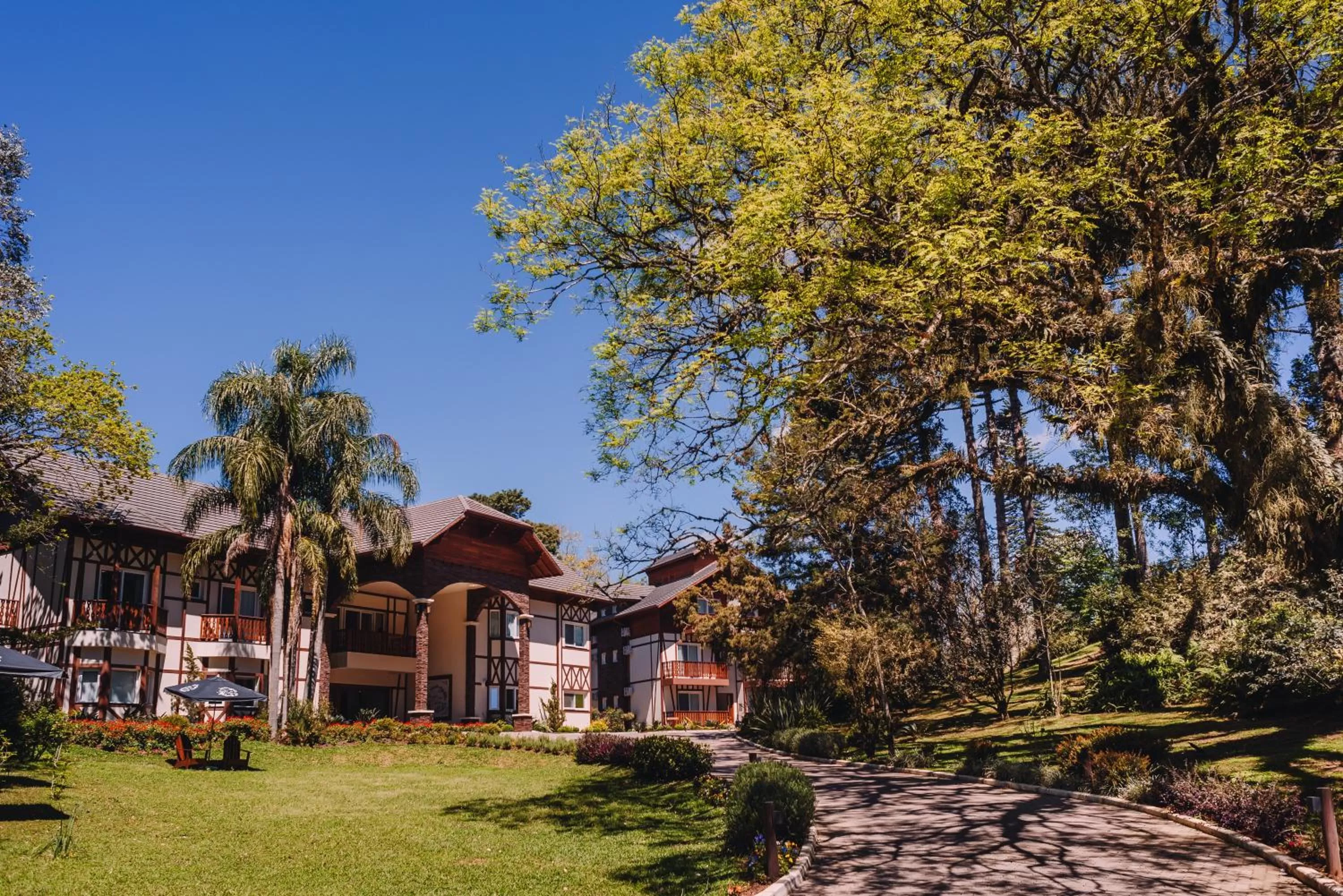 Property building in Hotel Jardins da Colina