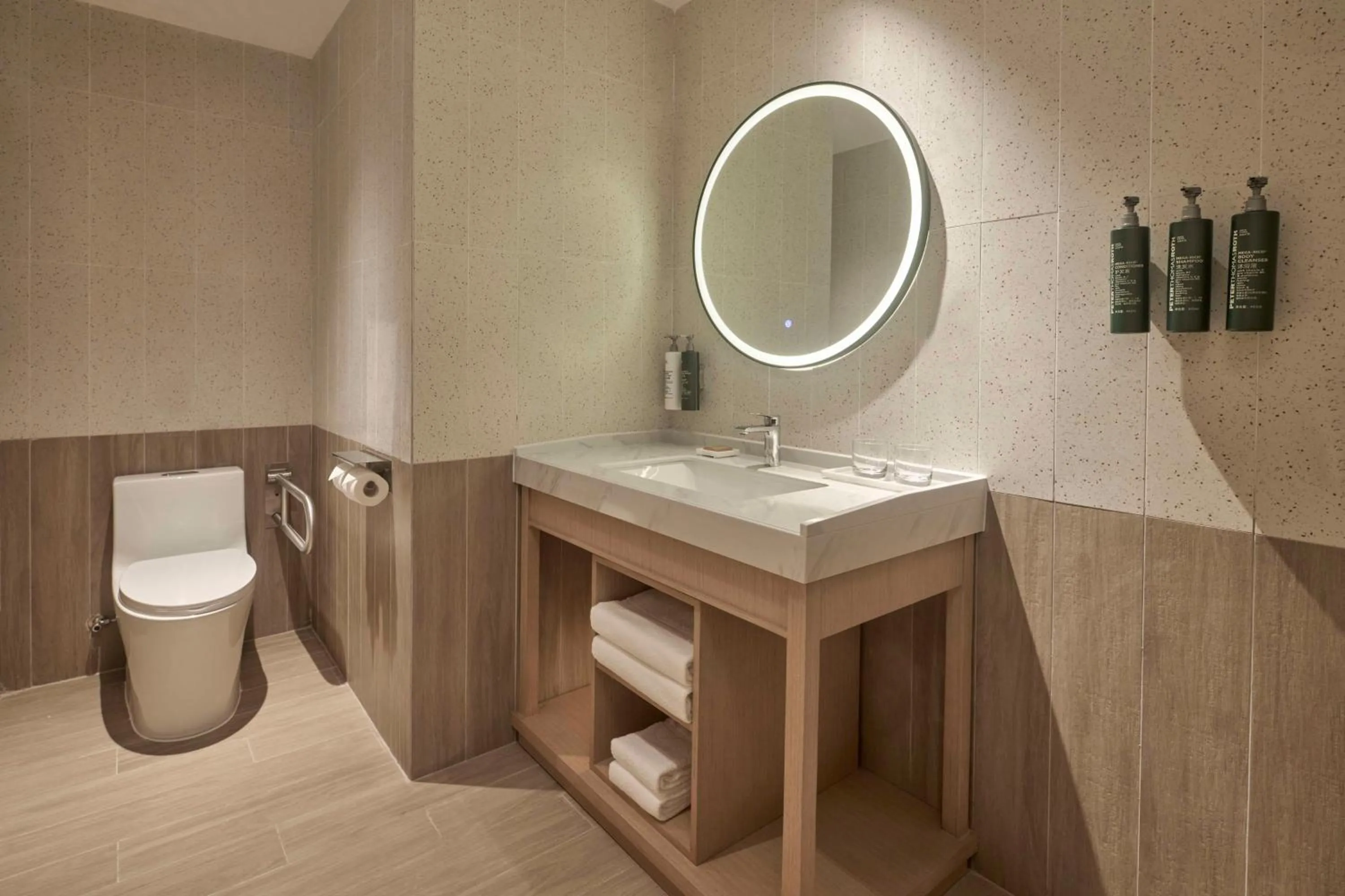 Bathroom in Hilton Garden Inn Zhuhai Jinan University