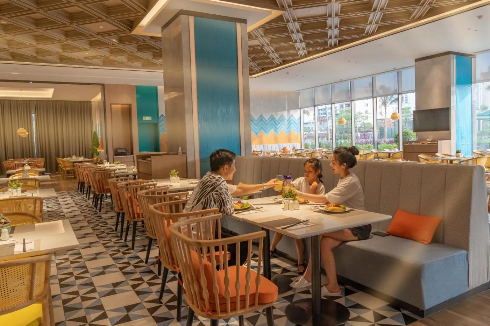 Restaurant/places to eat in Hilton Garden Inn Sanya