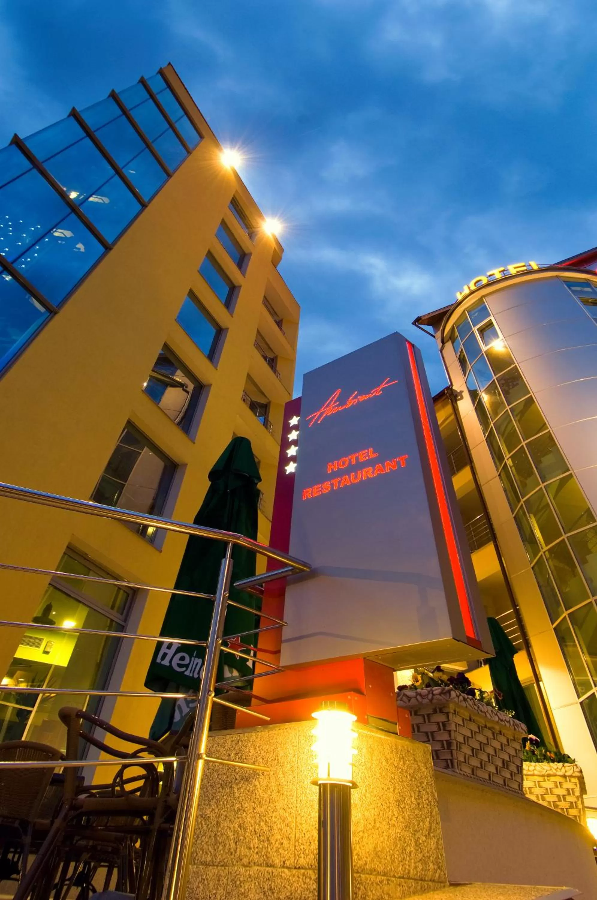 Facade/entrance in Hotel Ambient