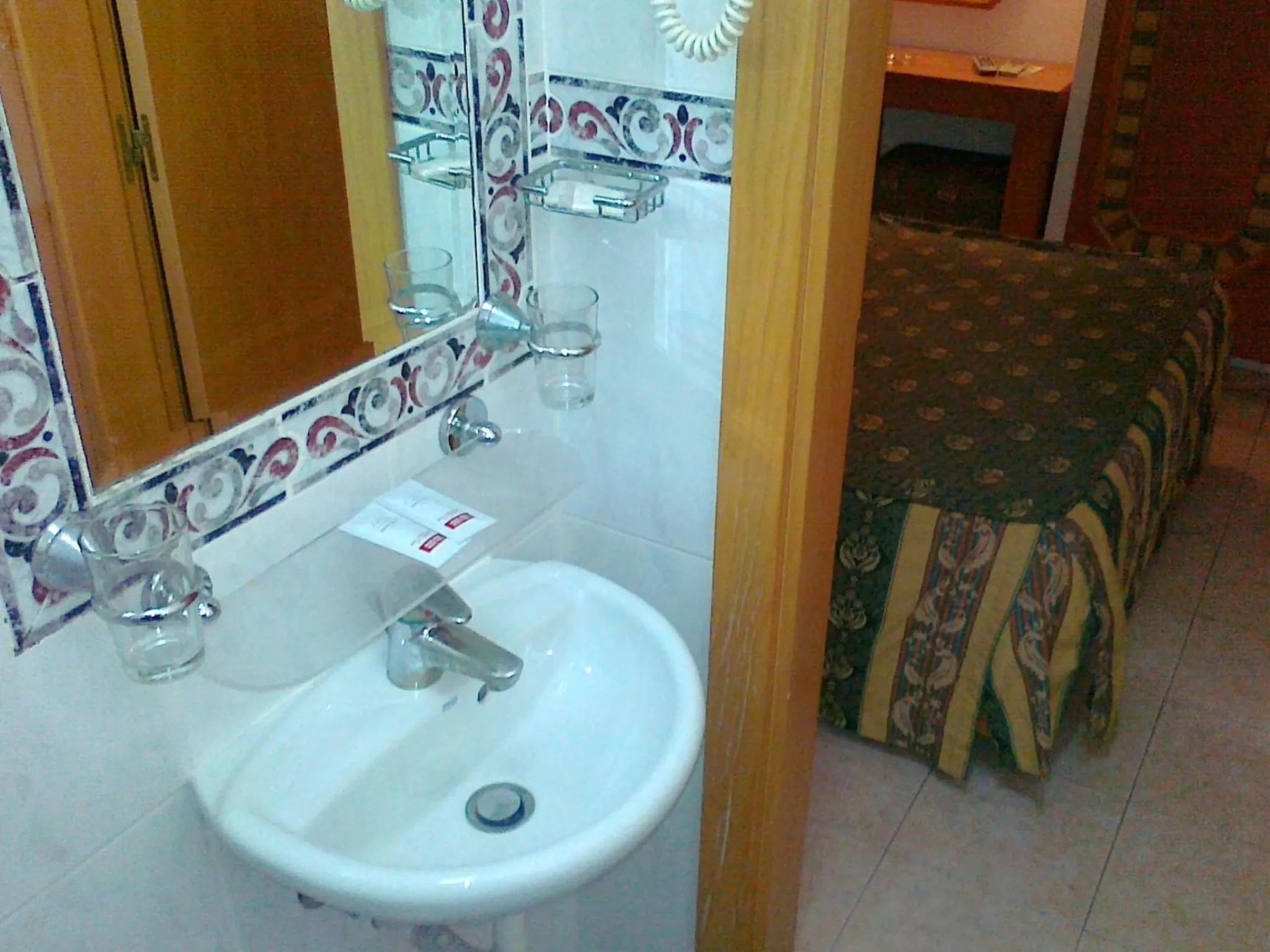 Bathroom in Real Caparica Hotel