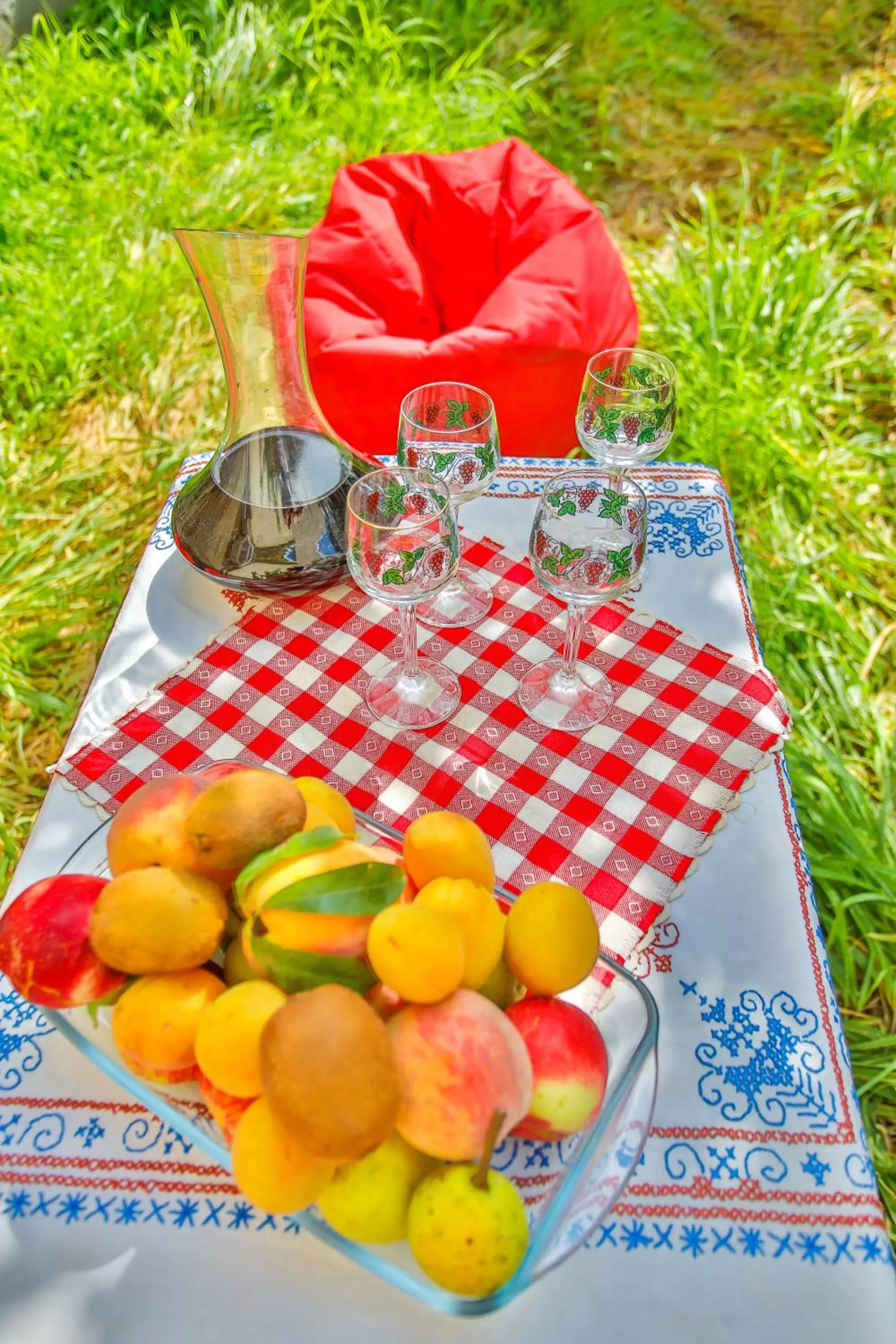 Food and drinks in Book Hotel