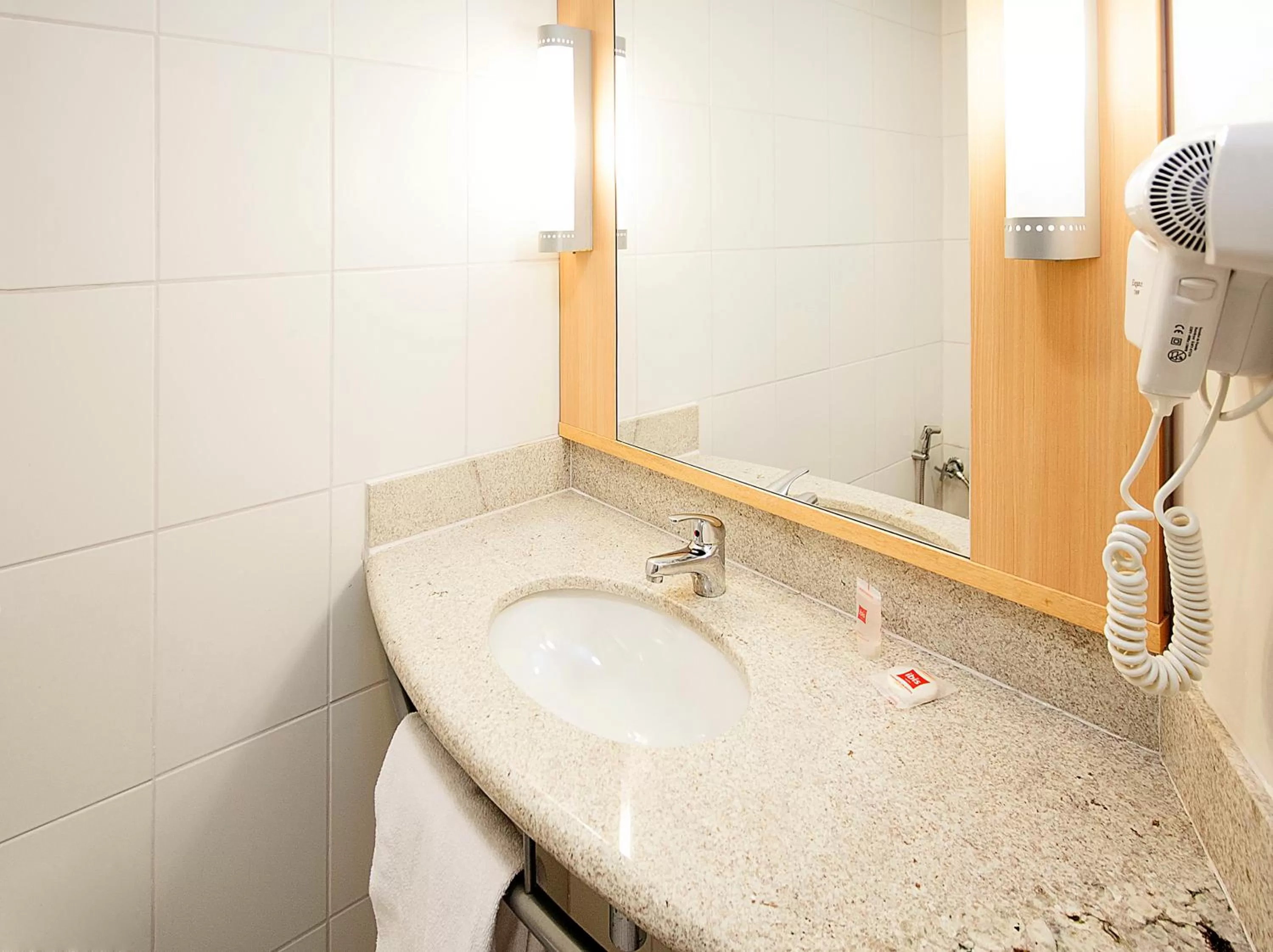 Bathroom in ibis Belo Horizonte Liberdade