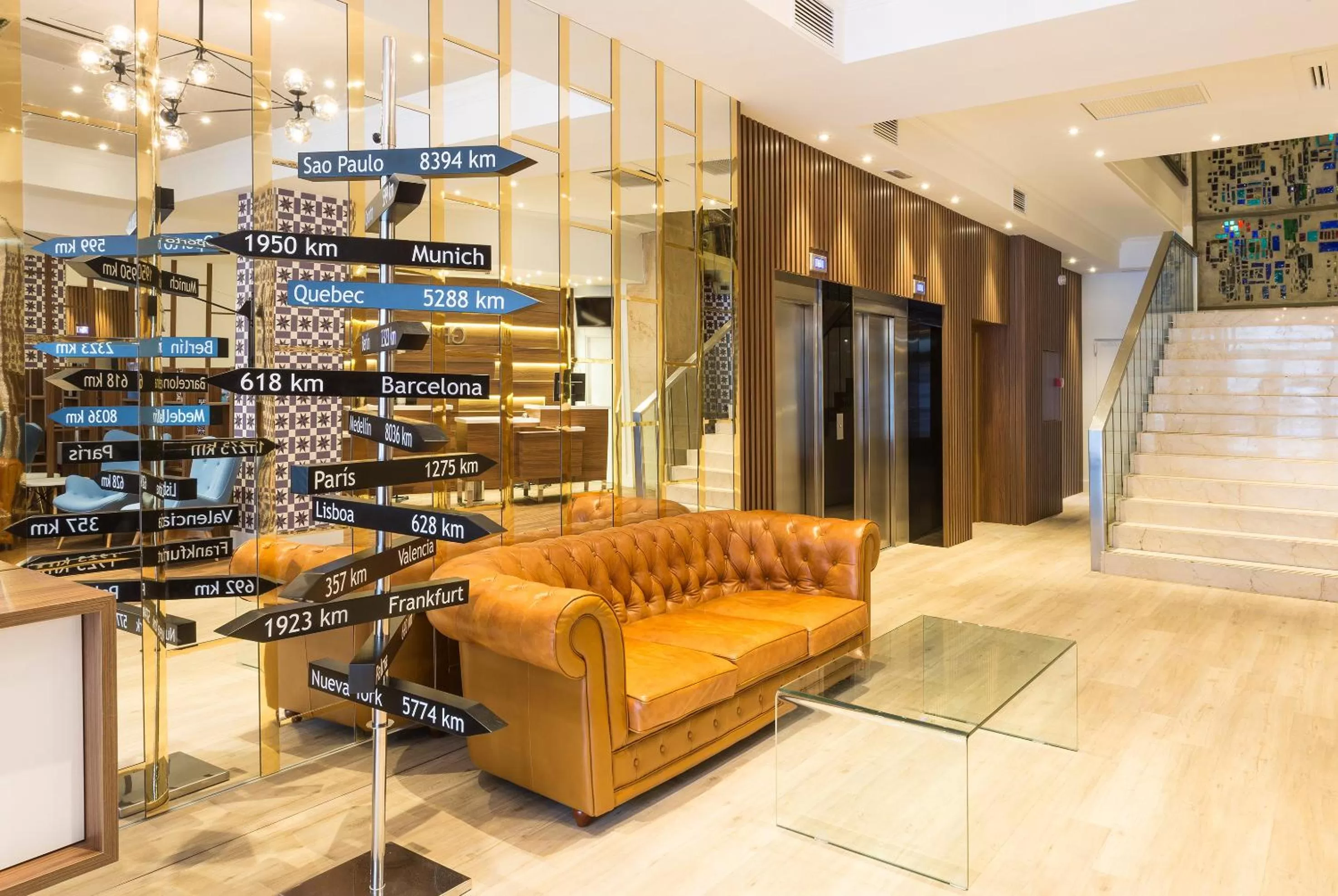 Lobby or reception in Hotel Madrid Gran Via 25, Affiliated by Meliá