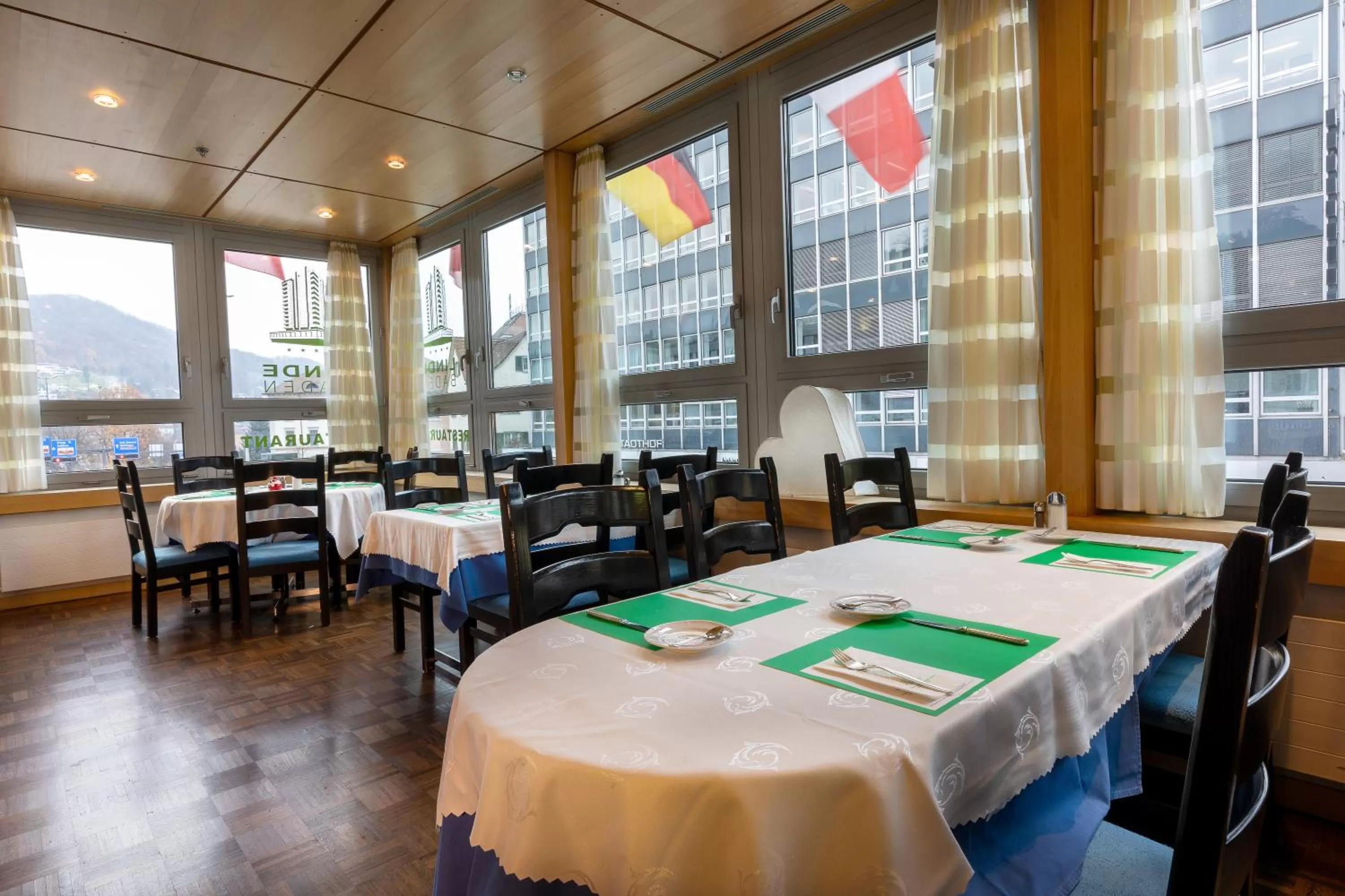 Restaurant/places to eat in Hotel Linde - 24h Self Check-in