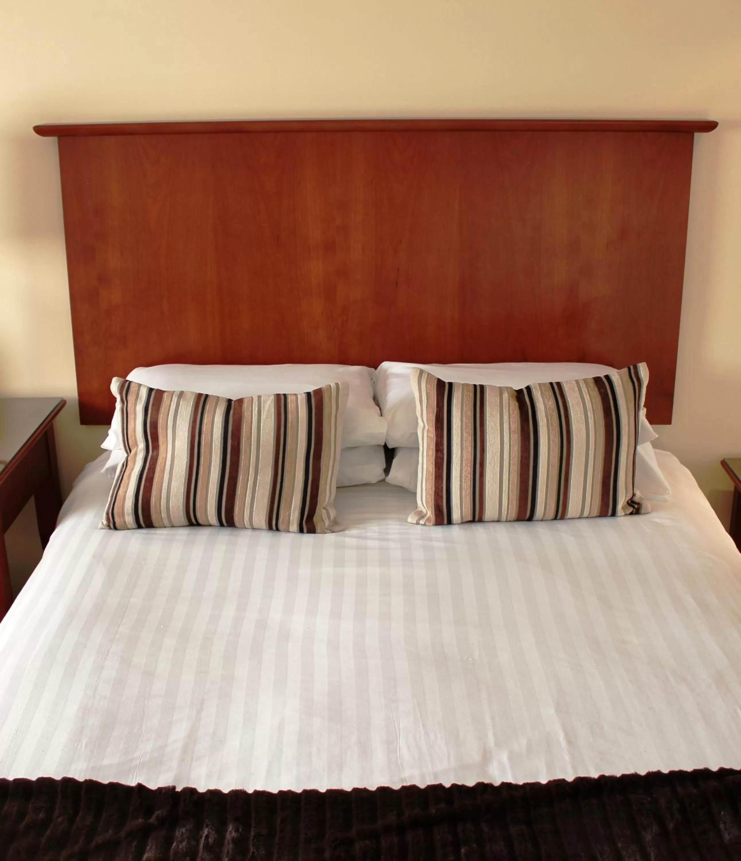 Bed in Macdonald Tickled Trout Hotel