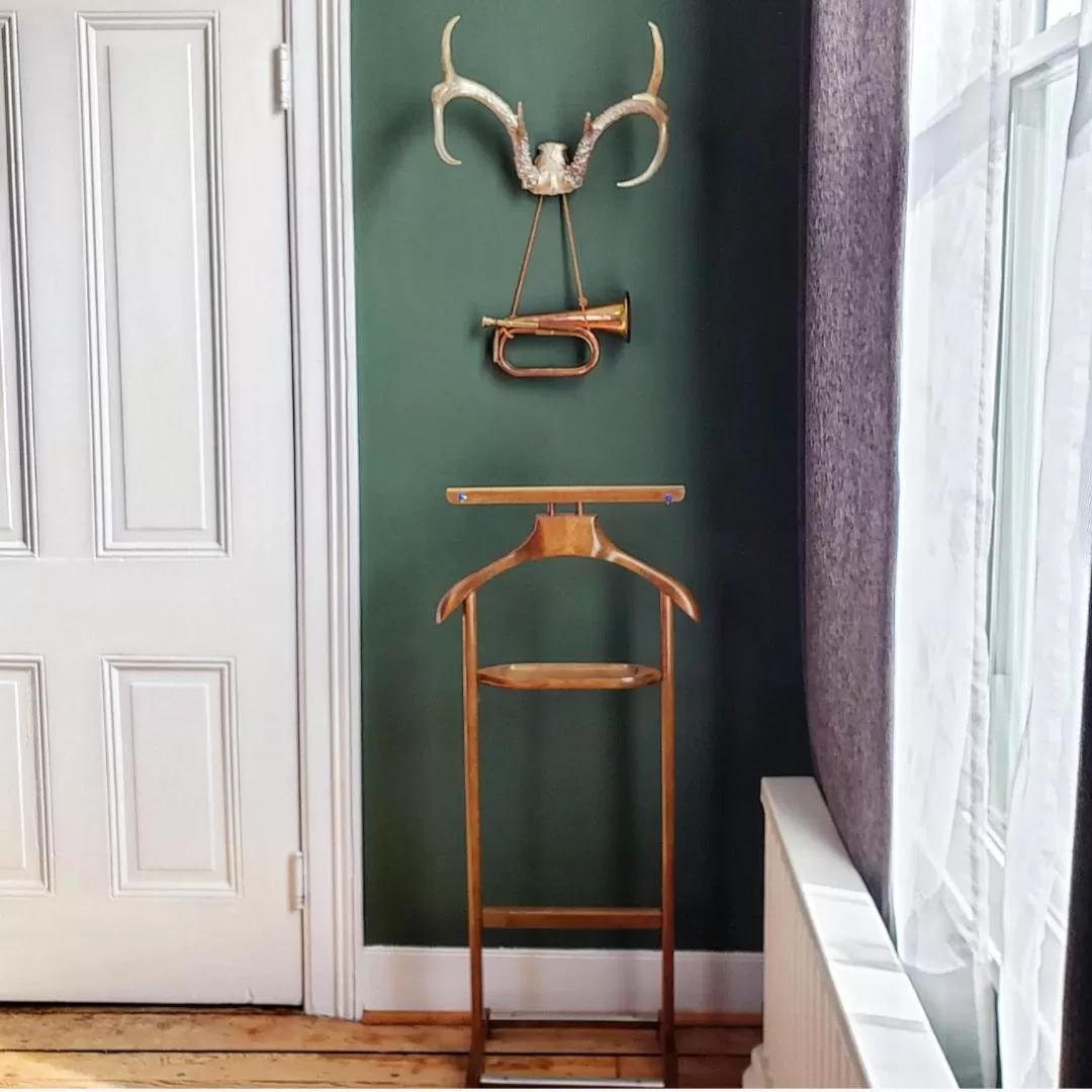 Bedroom in South Court Inn