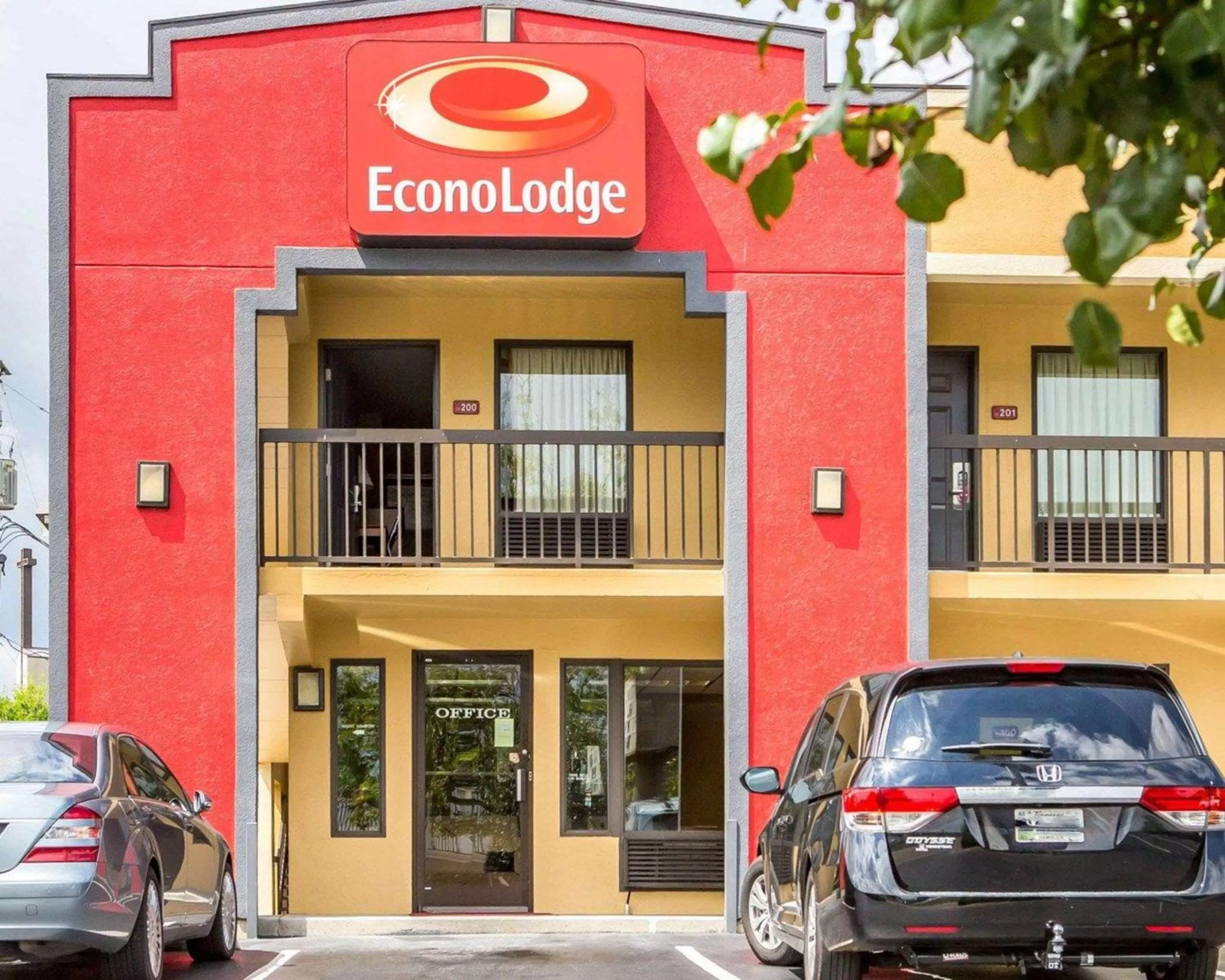 Property building in Econo Lodge Knoxville North