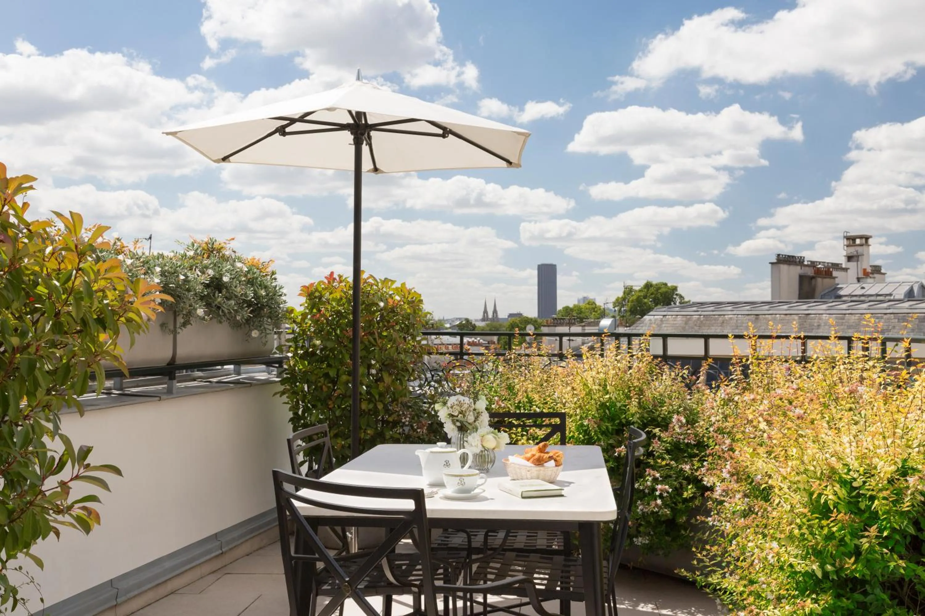Balcony/Terrace in Le Bristol Paris, Oetker Hotels