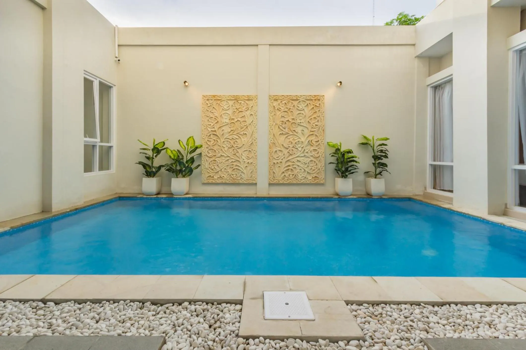 Swimming pool in Omah Manis