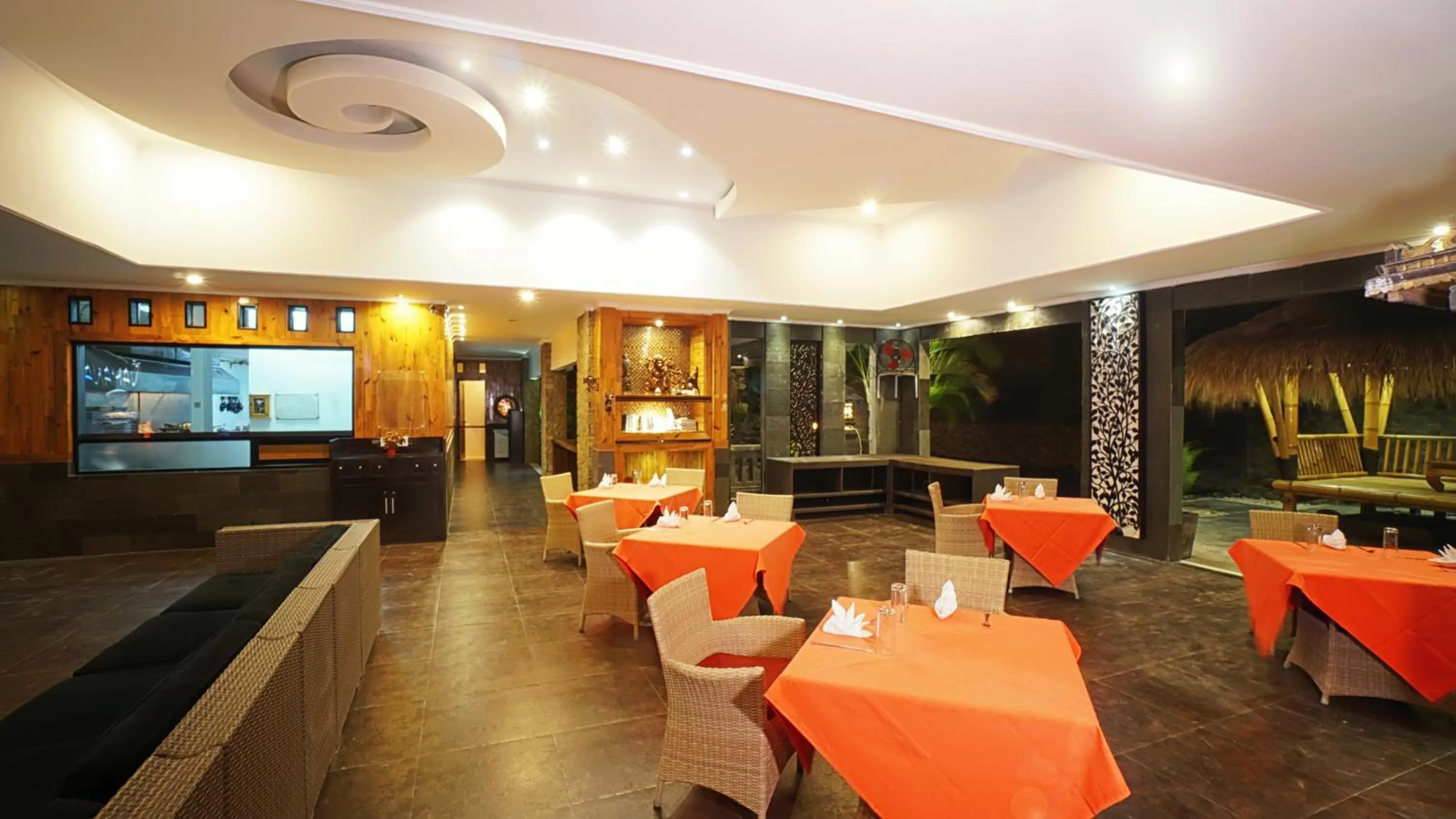Restaurant/places to eat in Vamana Resort - CHSE Certified