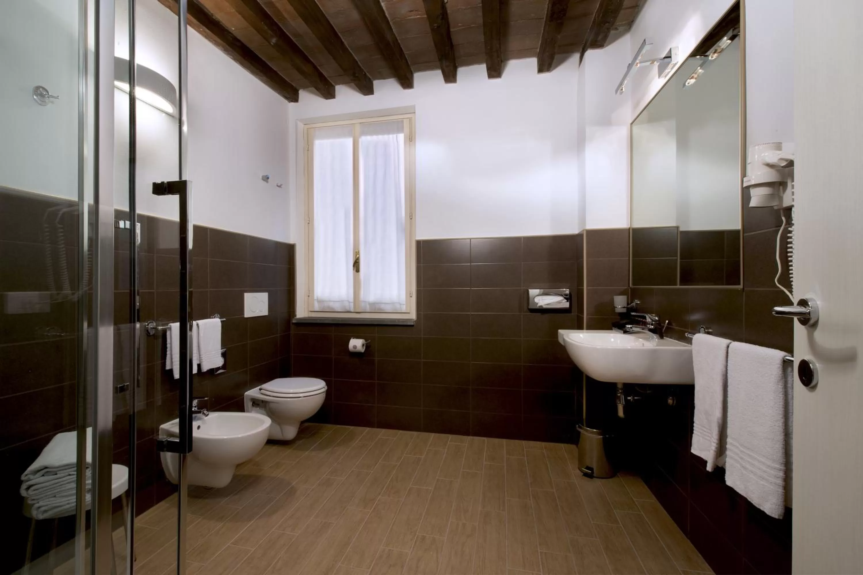 Bathroom in Hotel Villa Ducale