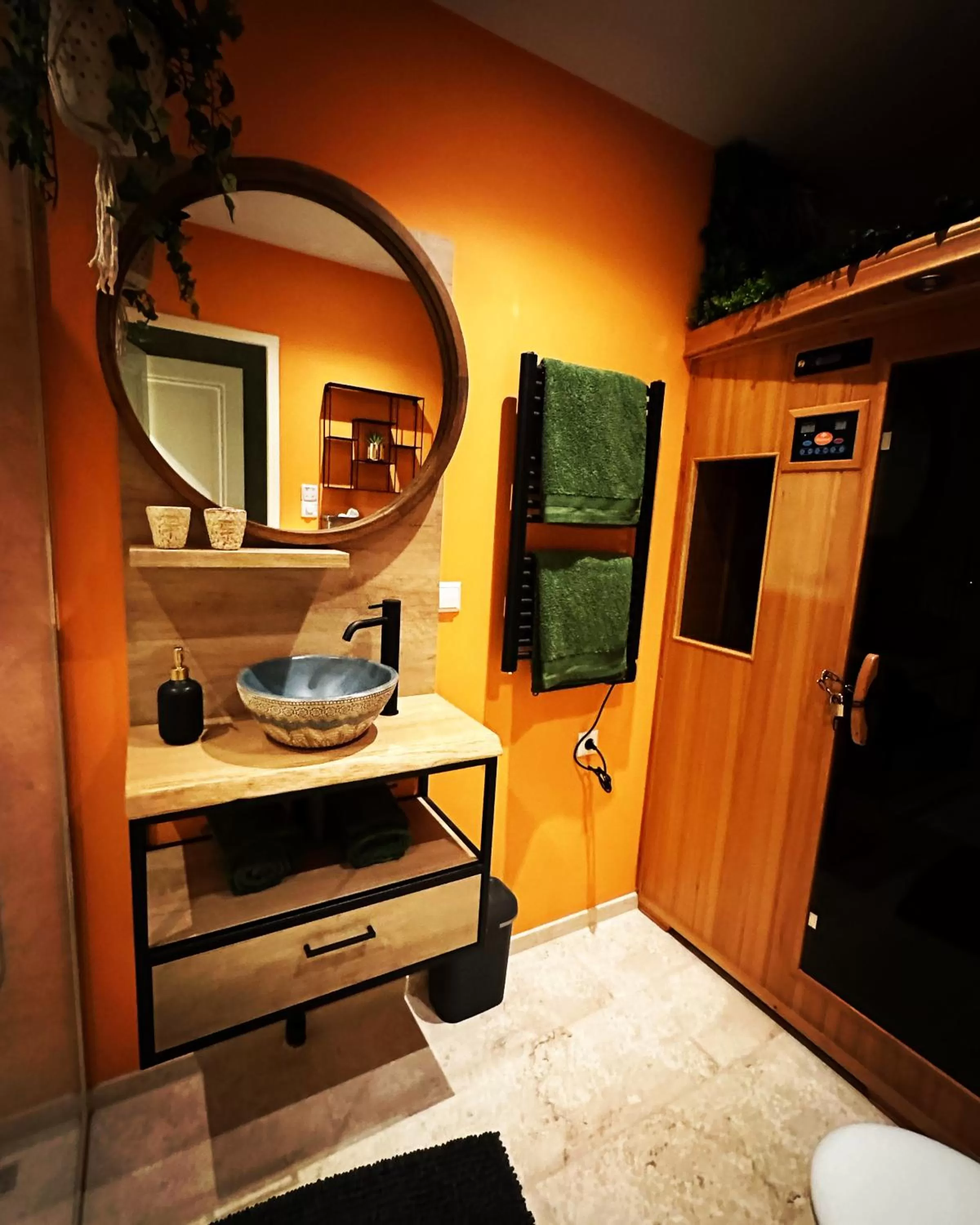 Bathroom in Heaven in East B&B