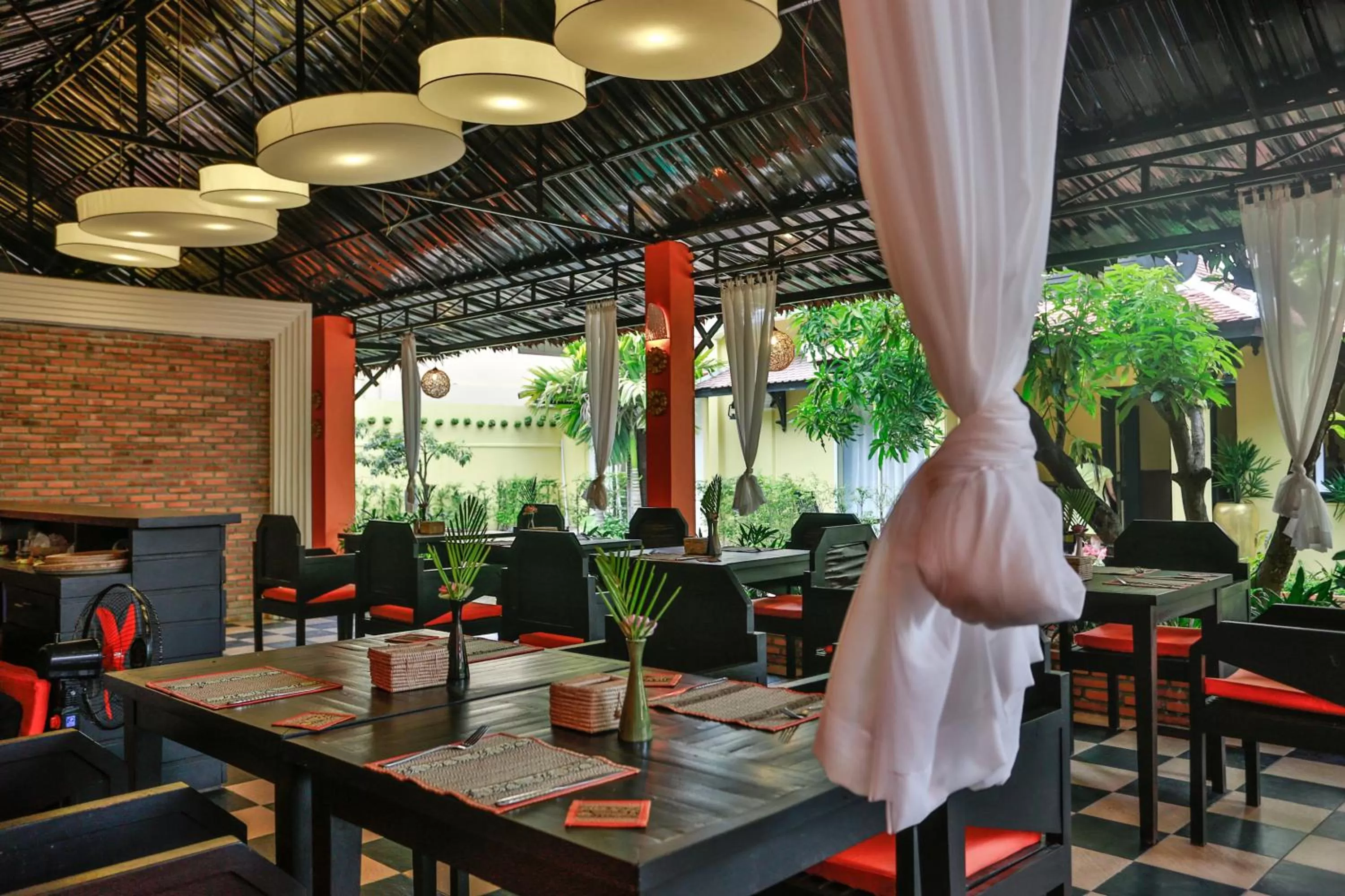 Restaurant/places to eat in Home Indochine d'Angkor Hotel