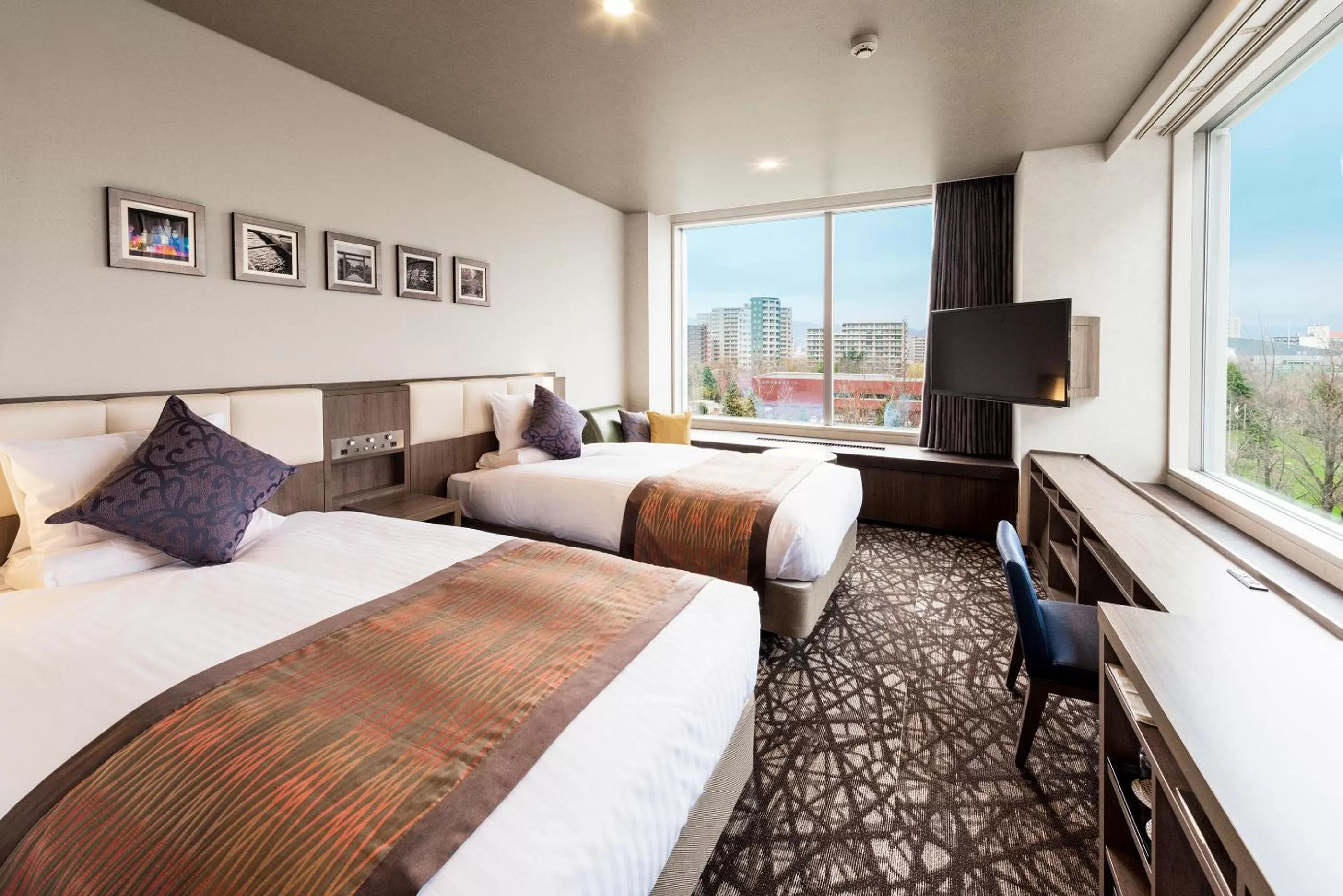 Spring, Bed in HOTEL MYSTAYS Sapporo Nakajima Park