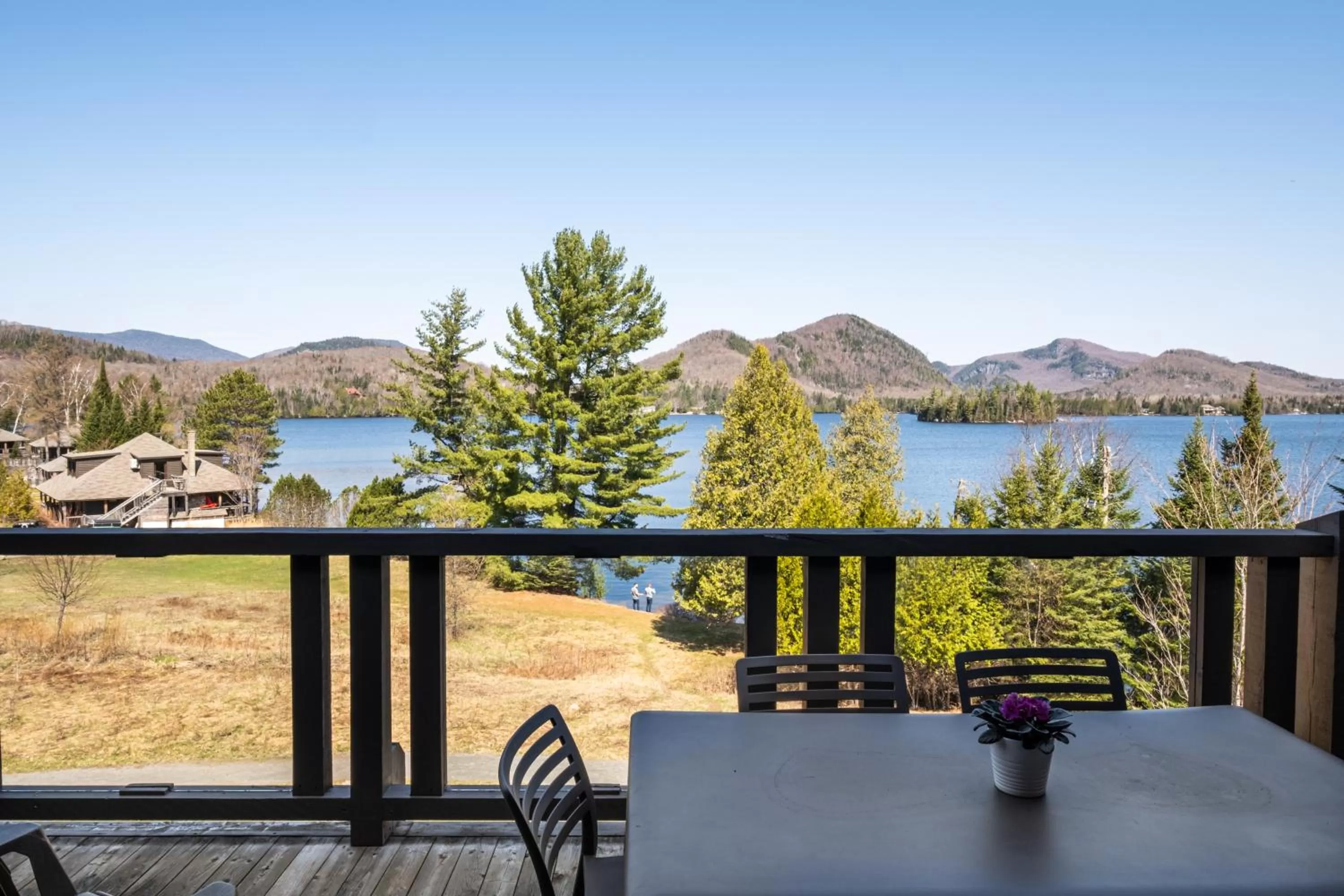 Mountain View in Suites-sur-Lac