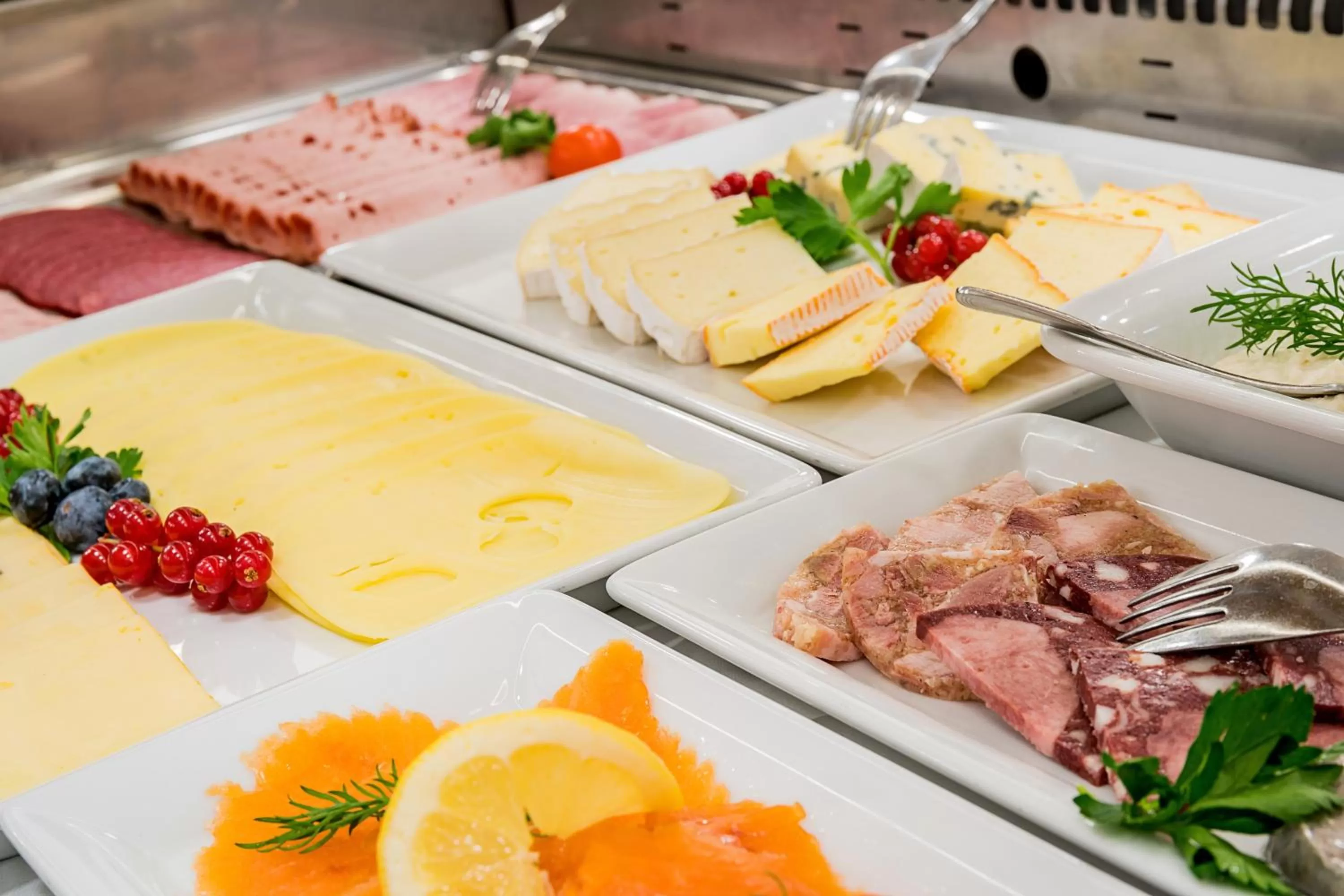 Buffet breakfast in Hotel Rose