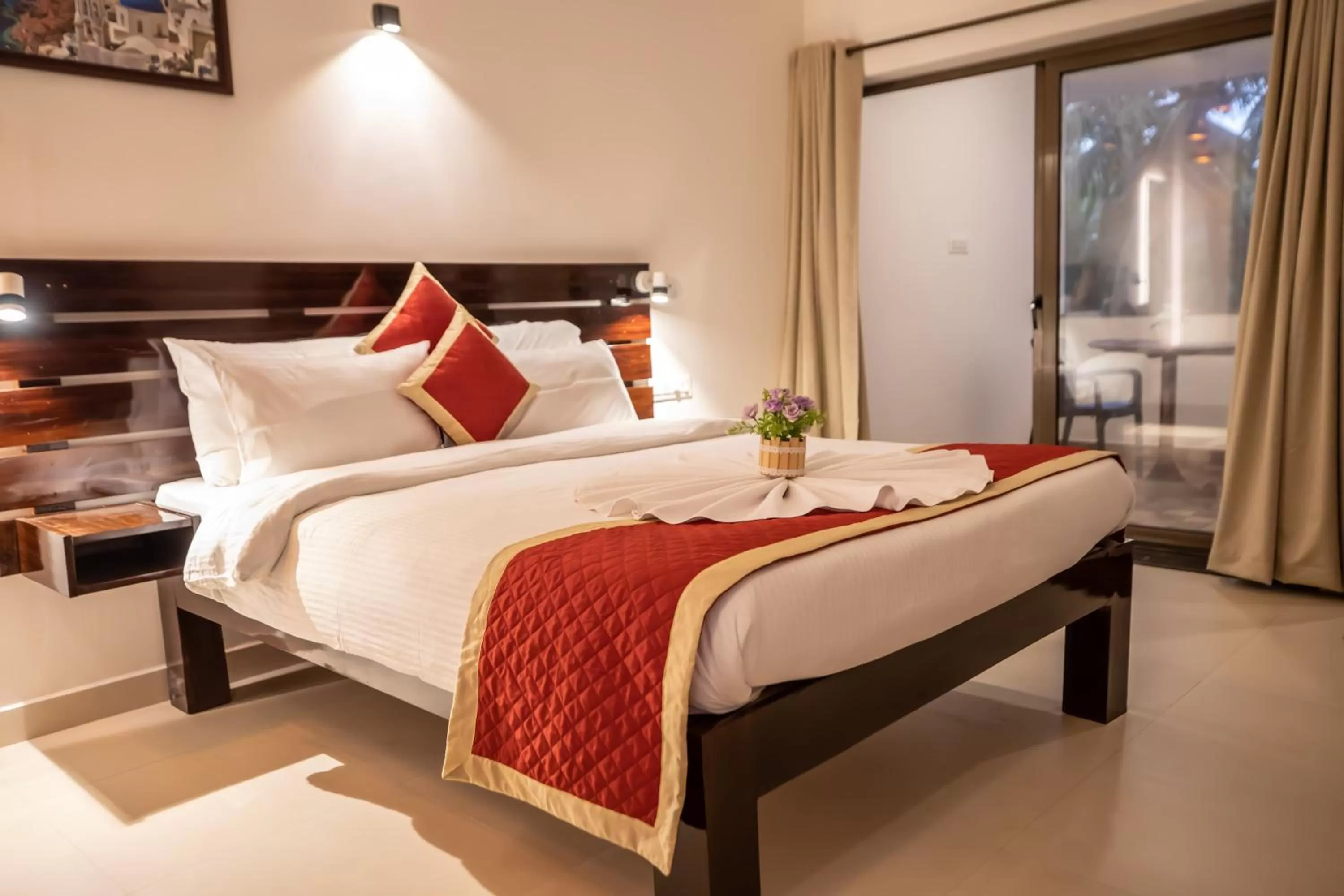 Bed in The Woodside Inn