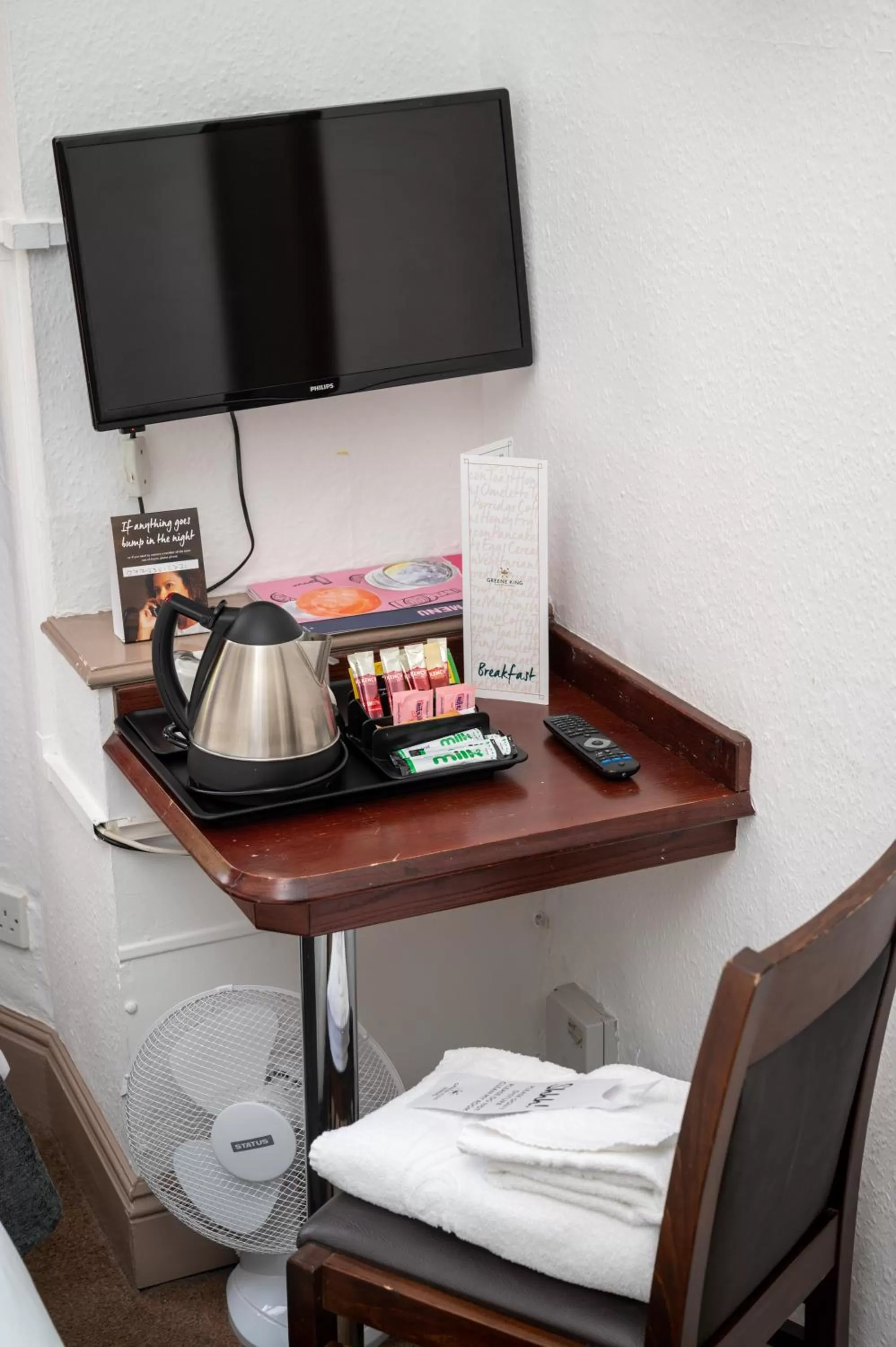 TV and multimedia in Channings Hotel by Greene King Inns