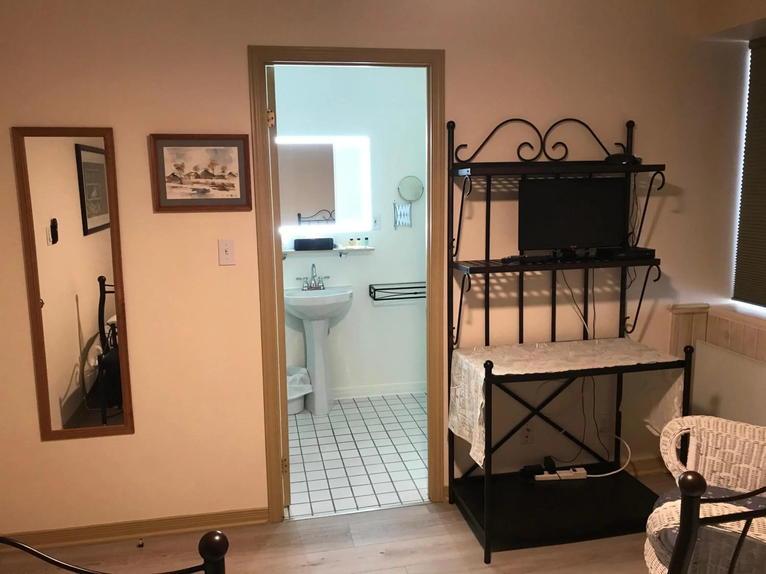 Bathroom in Auberge du Sault-à-la-Puce