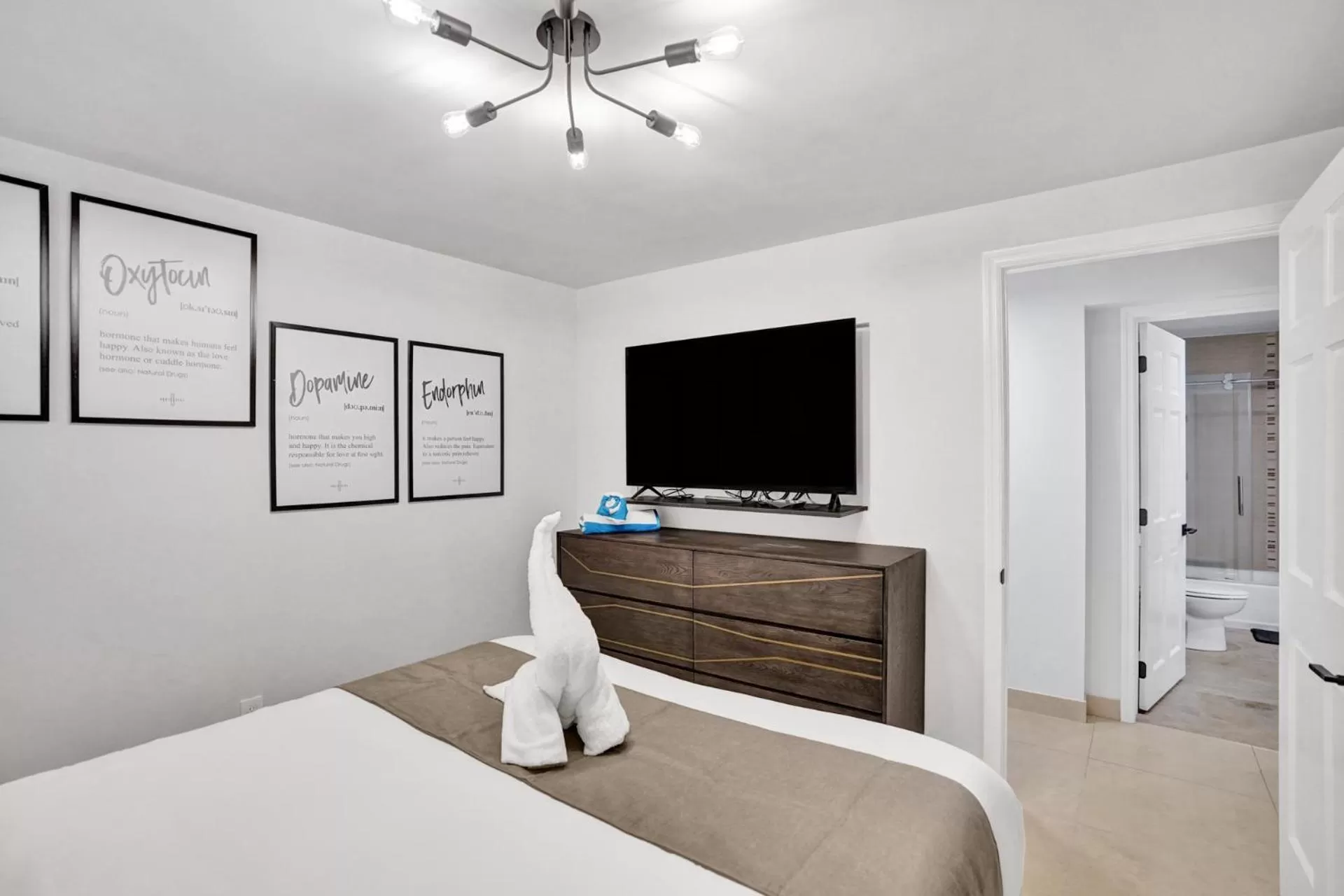 Other, Bed in RA suites