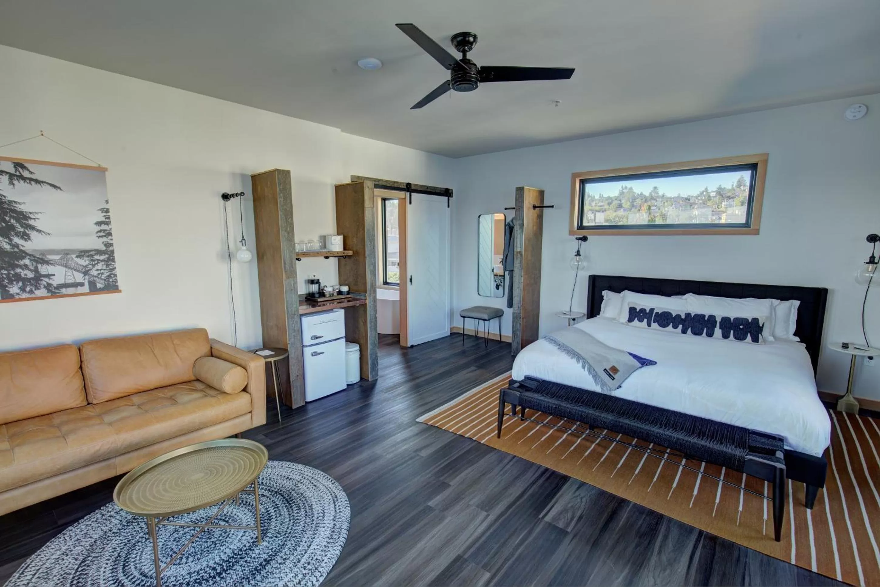 Bed in Bowline Hotel