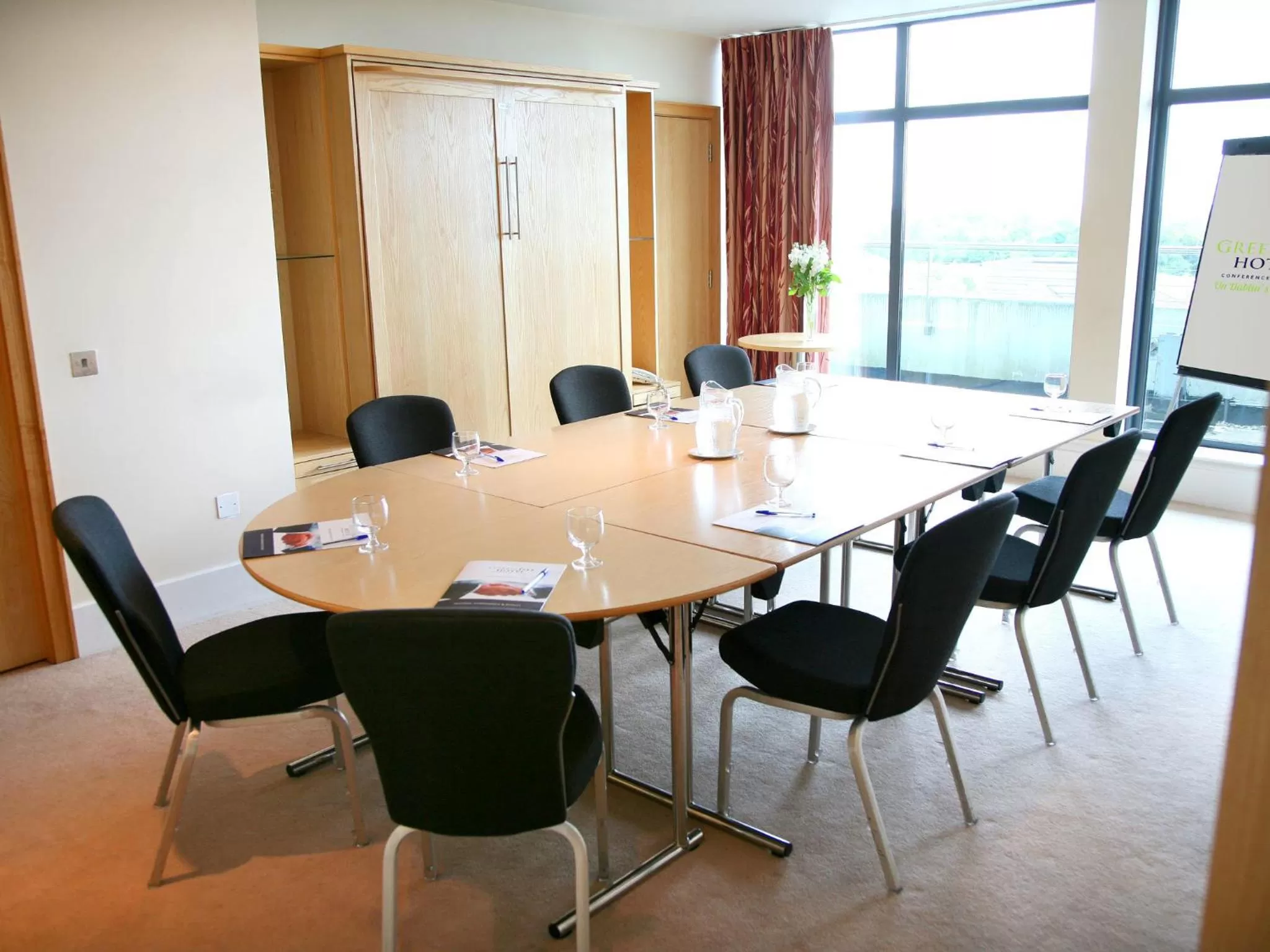 Day in Green Isle Hotel, Dublin