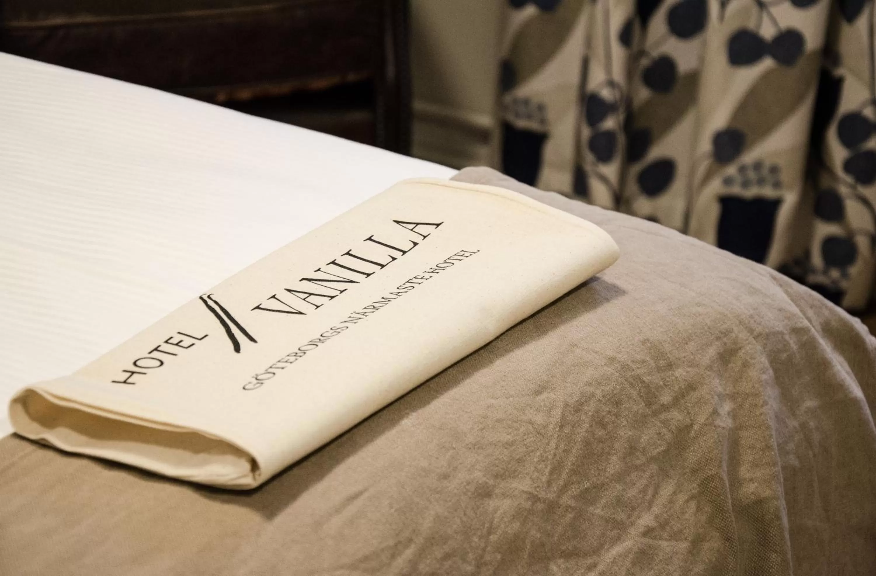 Property logo or sign, Bed in Hotel Vanilla