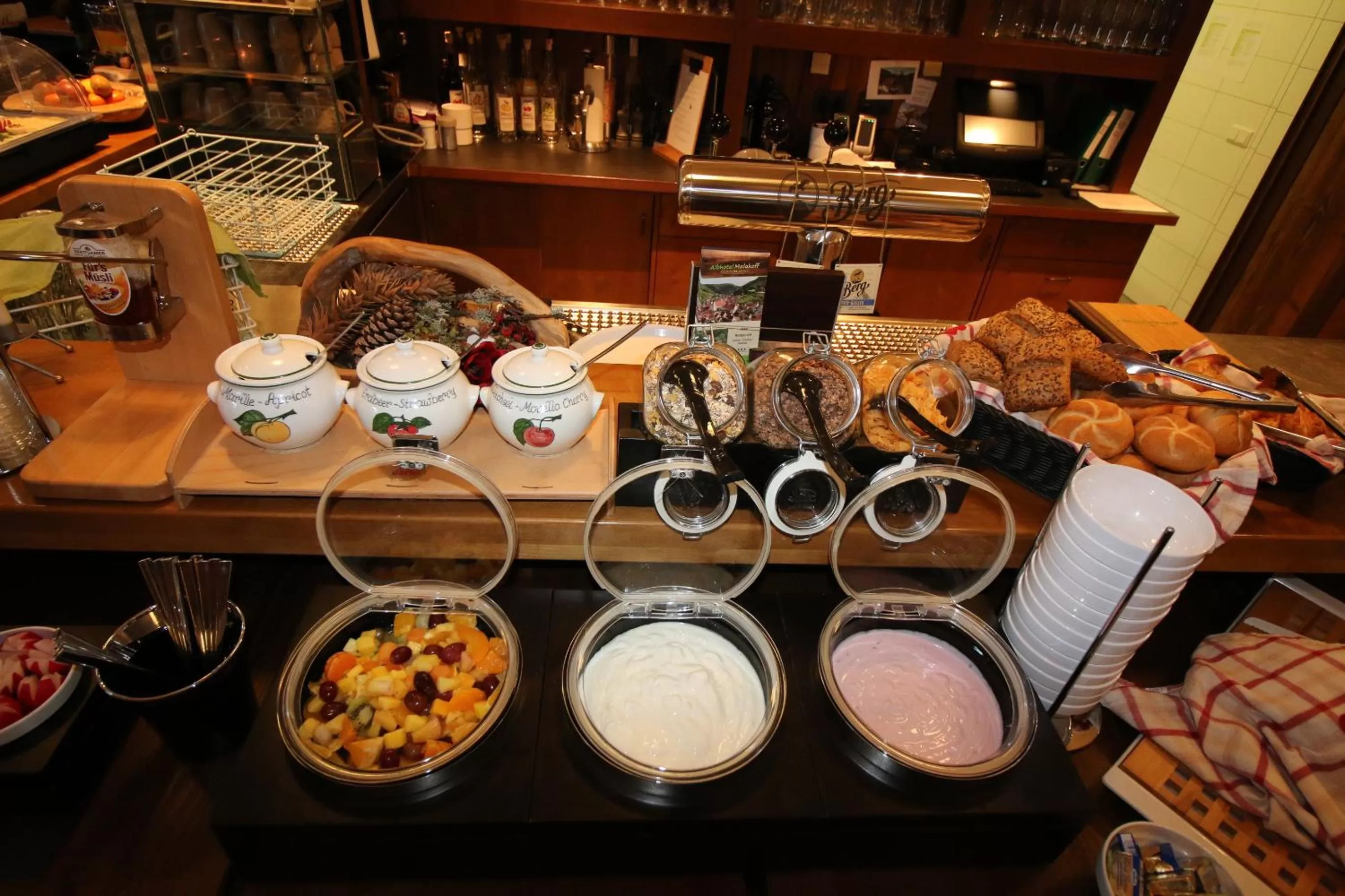 Breakfast in Albhotel Malakoff - House of Nature