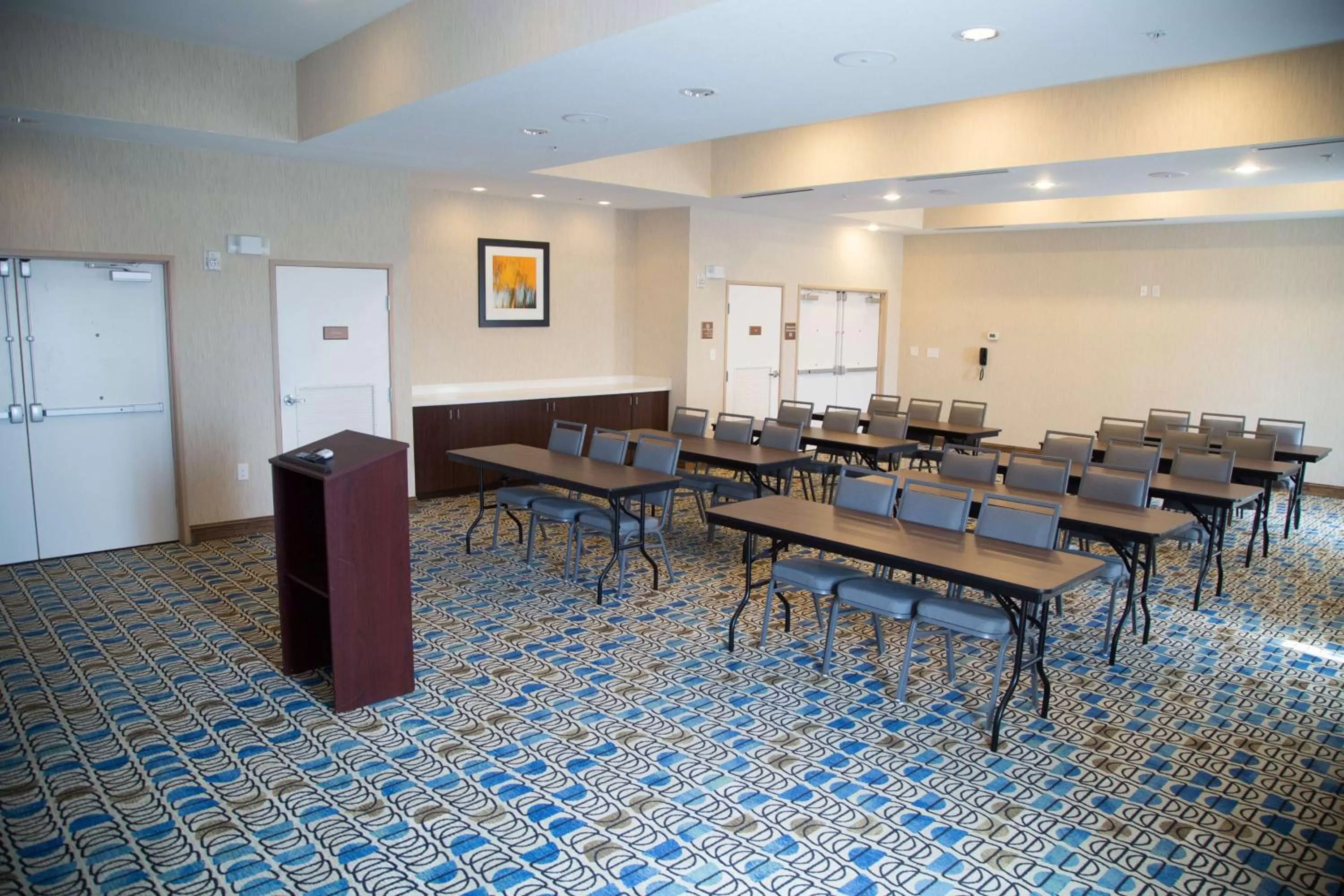 Meeting/conference room in Hampton Inn and Suites by Hilton McKinney