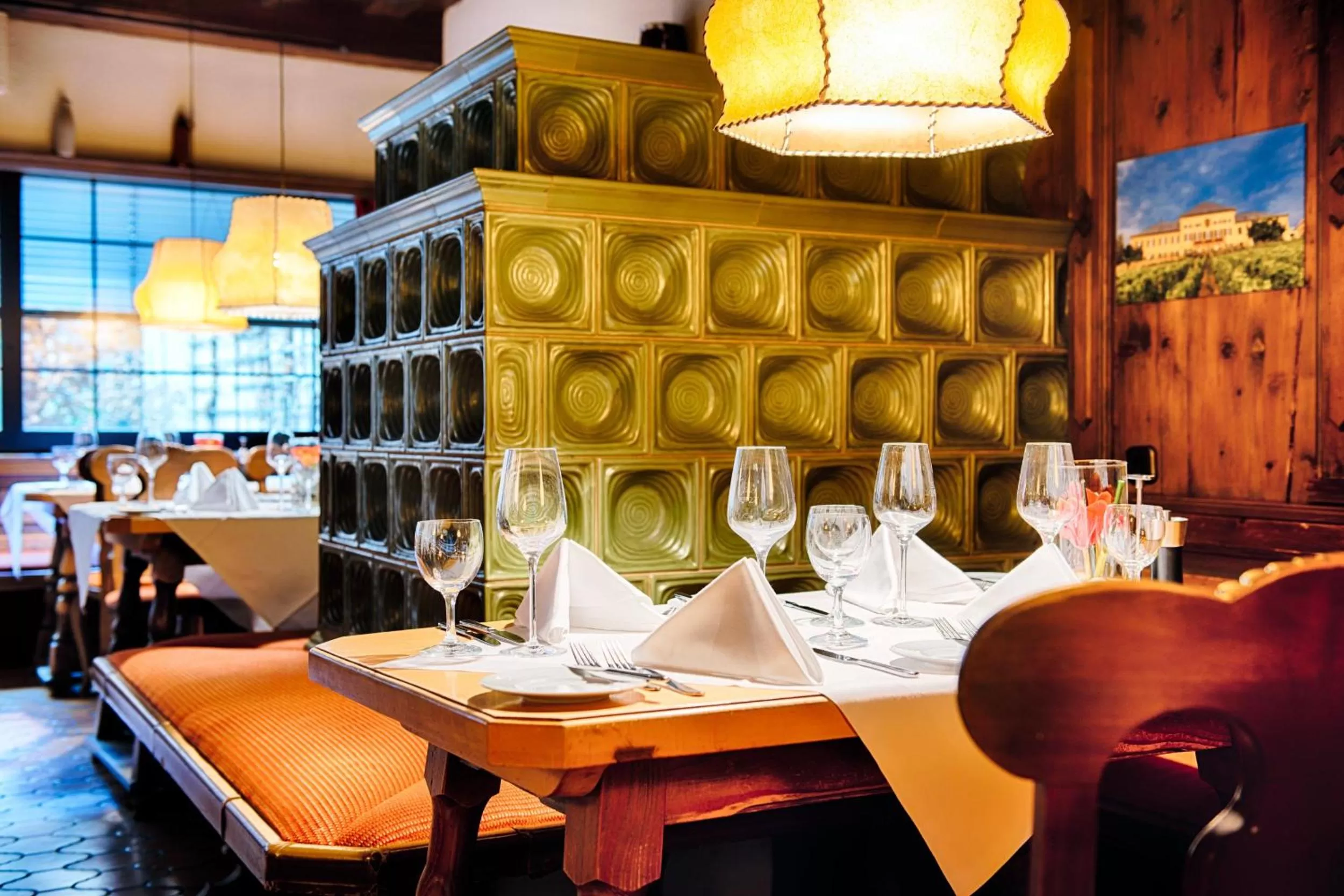 Restaurant/places to eat in Crowne Plaza Frankfurt Congress Hotel by IHG