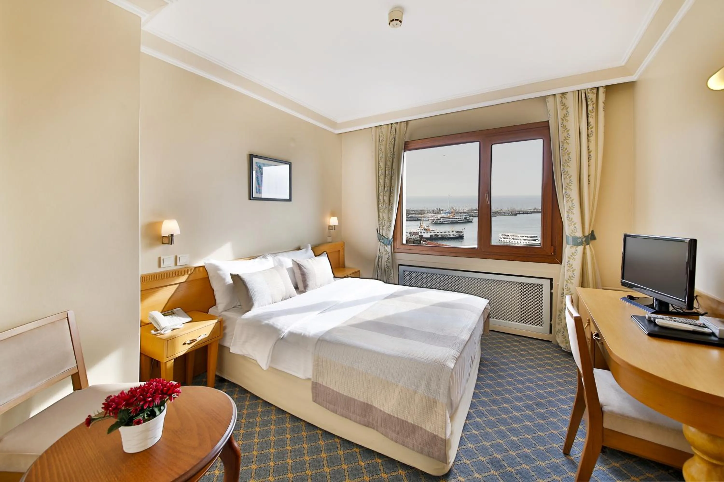 View (from property/room), Bed in Sidonya Hotel