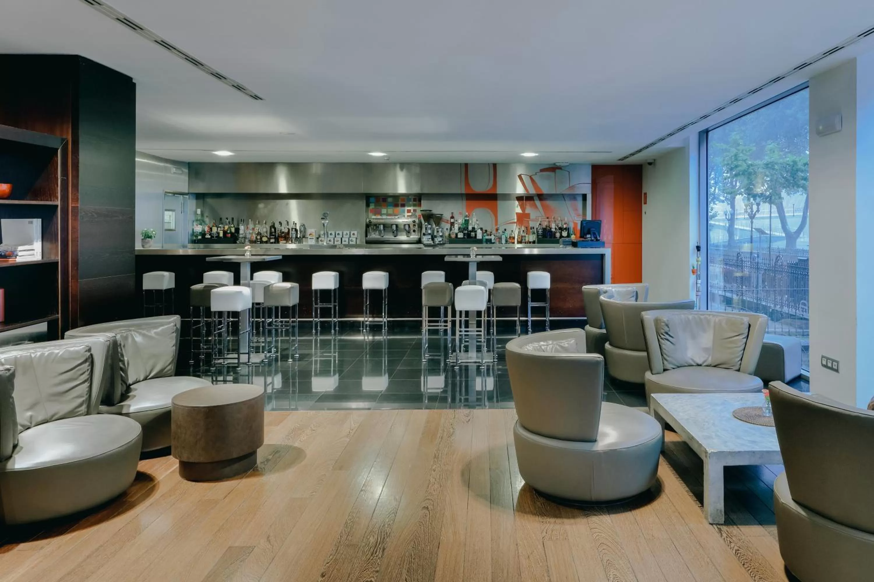Lounge or bar in Hesperia Bilbao