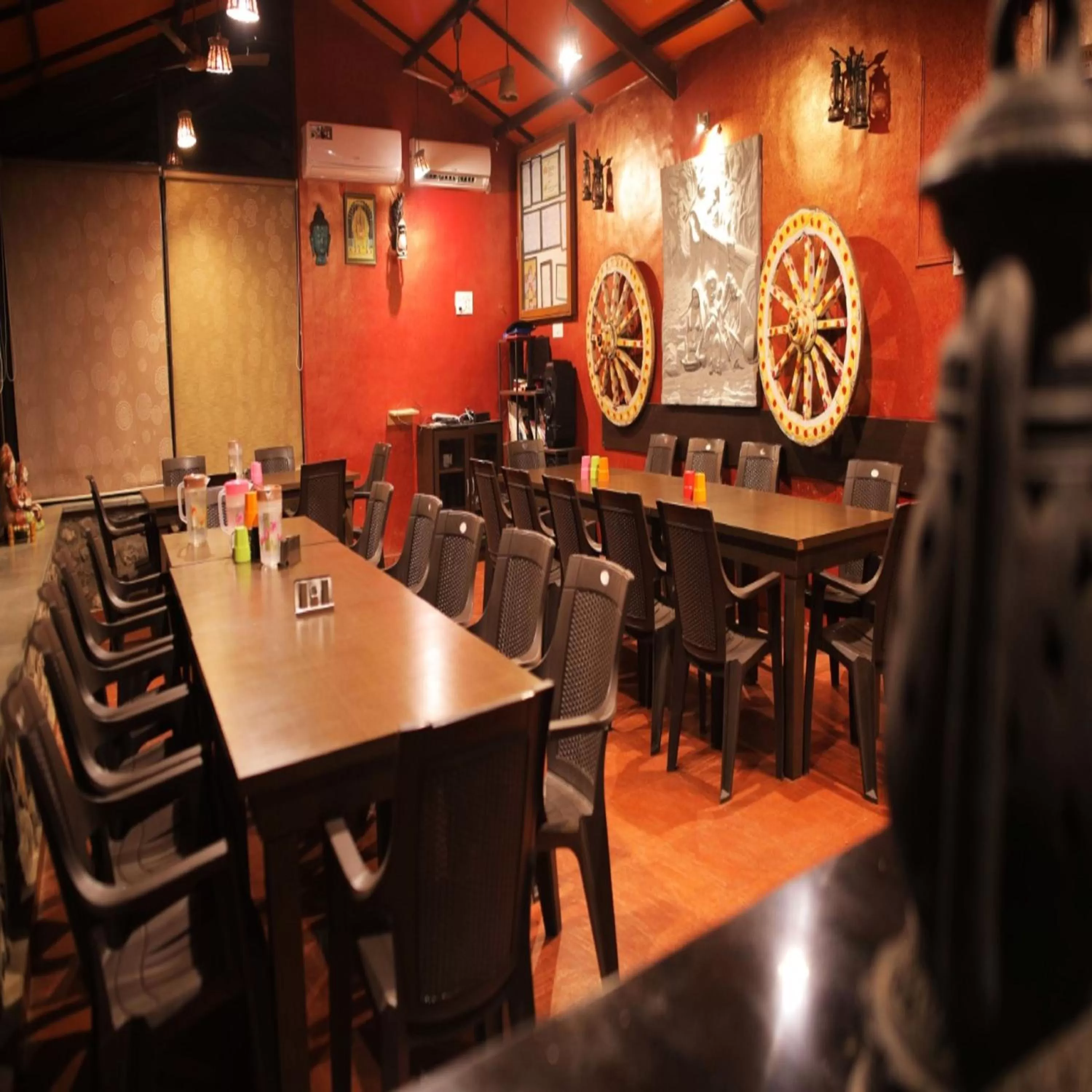 Restaurant/places to eat in Jayshin Lake Vaitarna Resort - Igatpuri