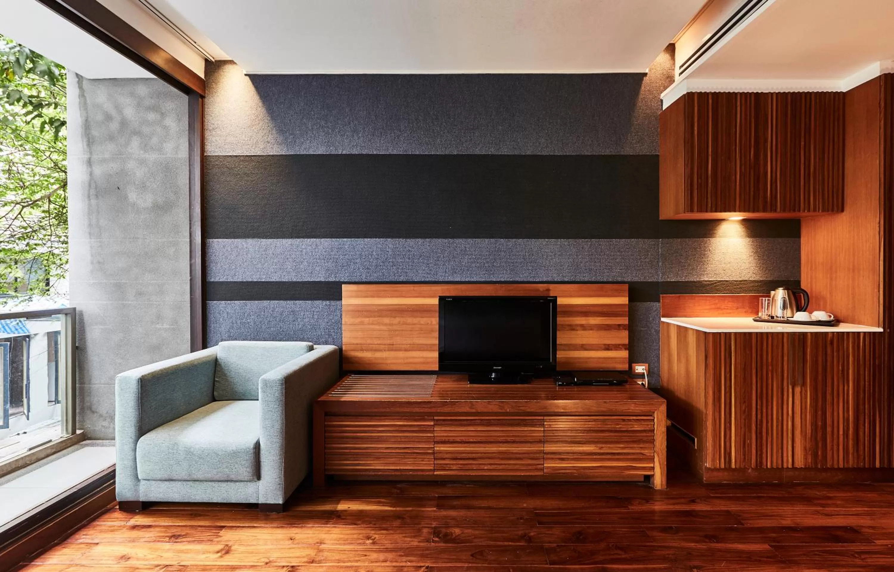 TV and multimedia in LUXX Langsuan Hotel - SHA Plus