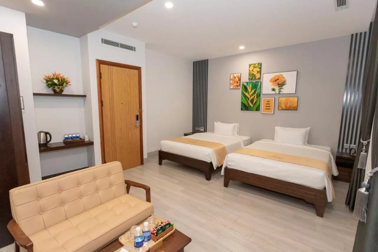 Photo of the whole room, Bed in La Casa Tuy Hòa