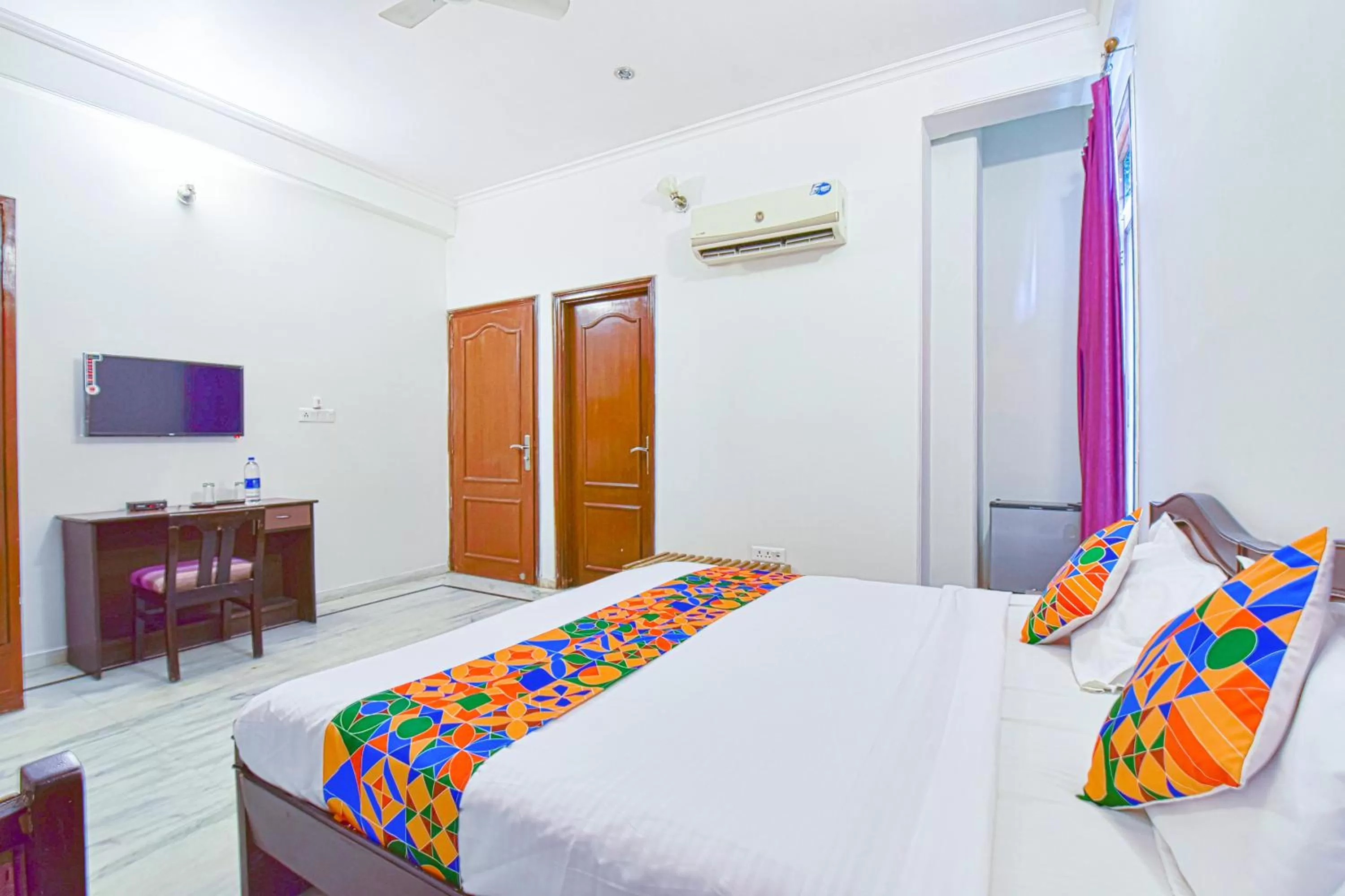 Bedroom, Bed in FabHotel Gitanjali