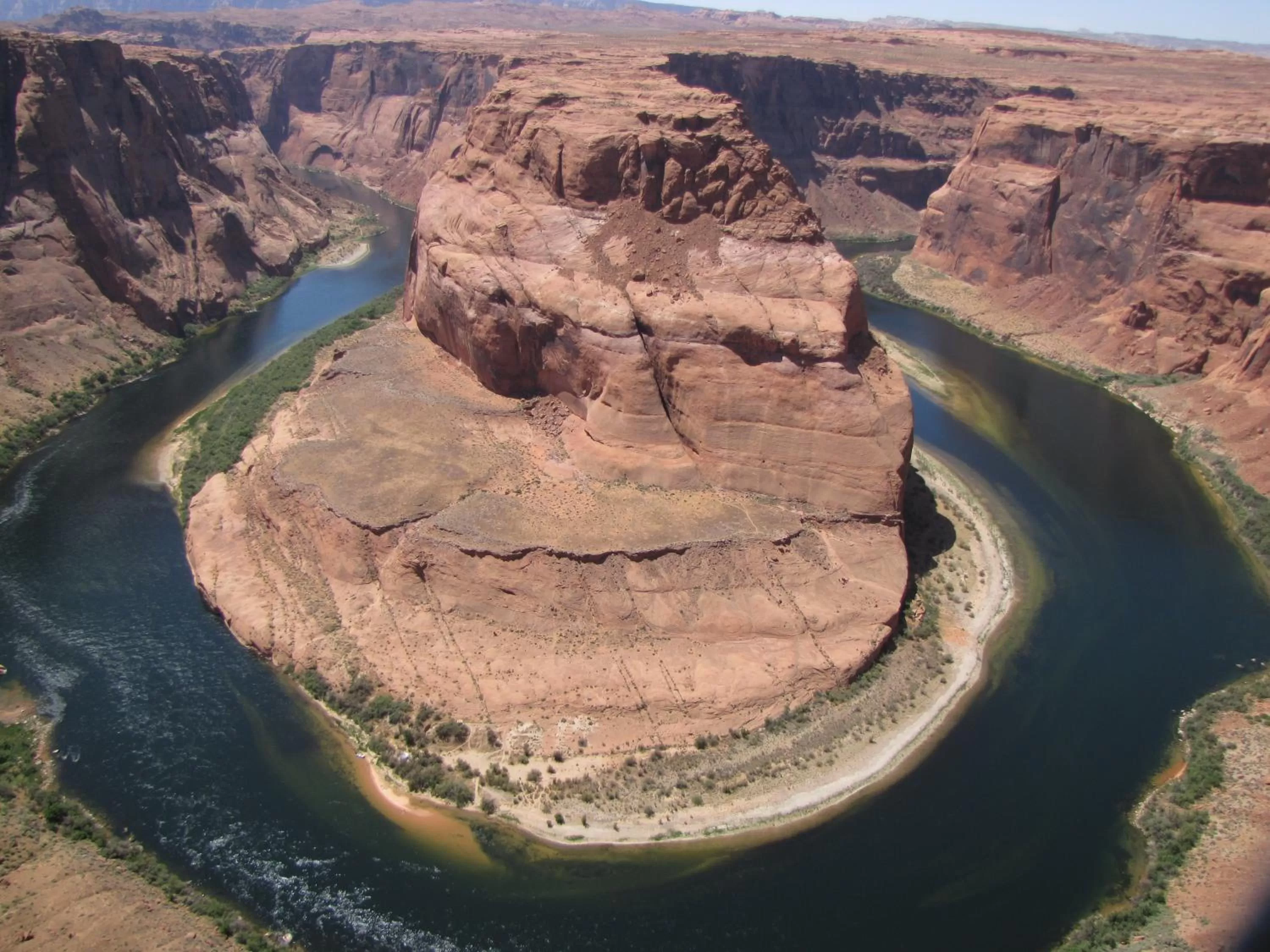 Lake view in Shash Dine' EcoRetreat
