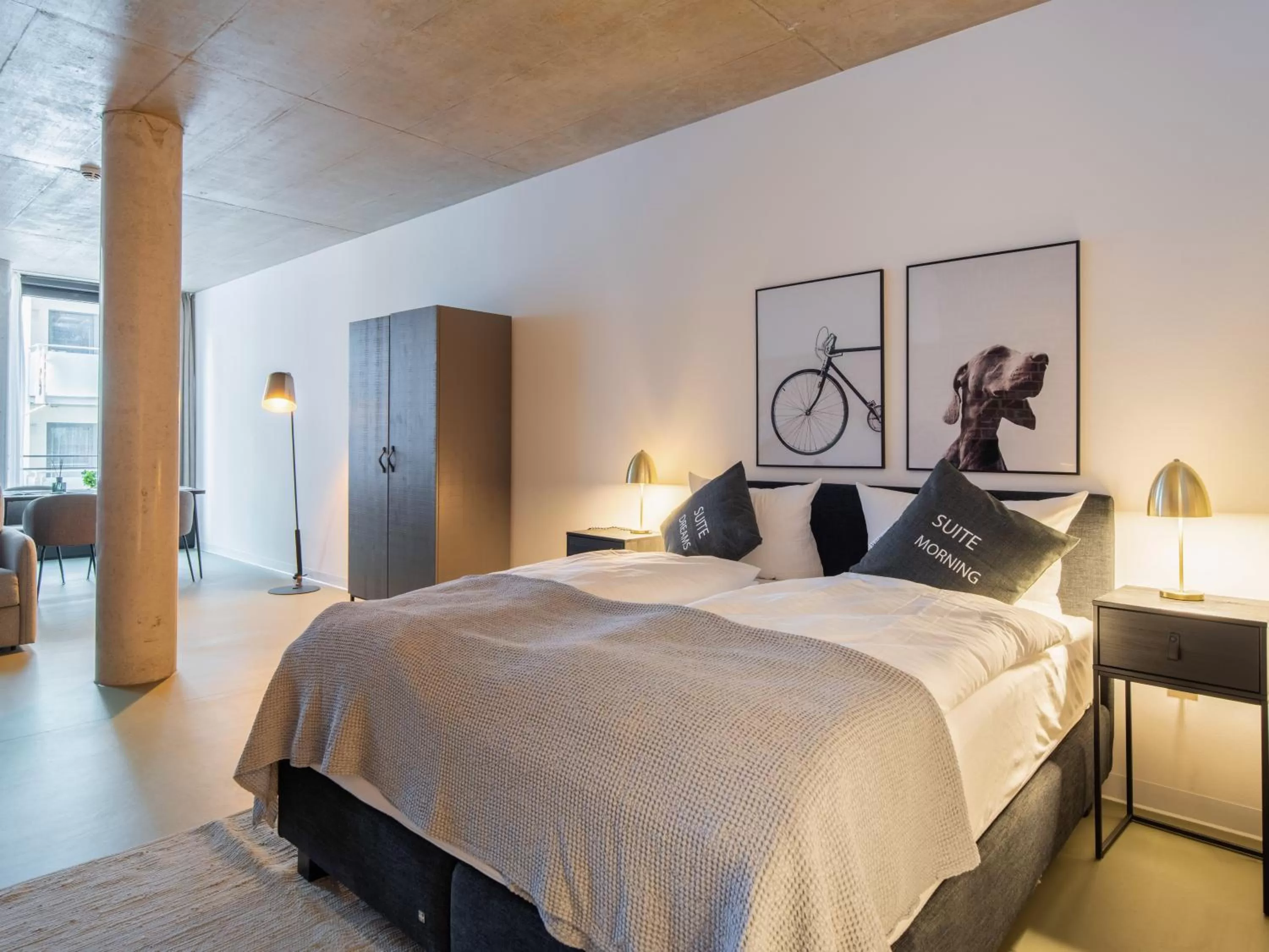 Bed in Limehome Erfurt Maximilian Welsch Str