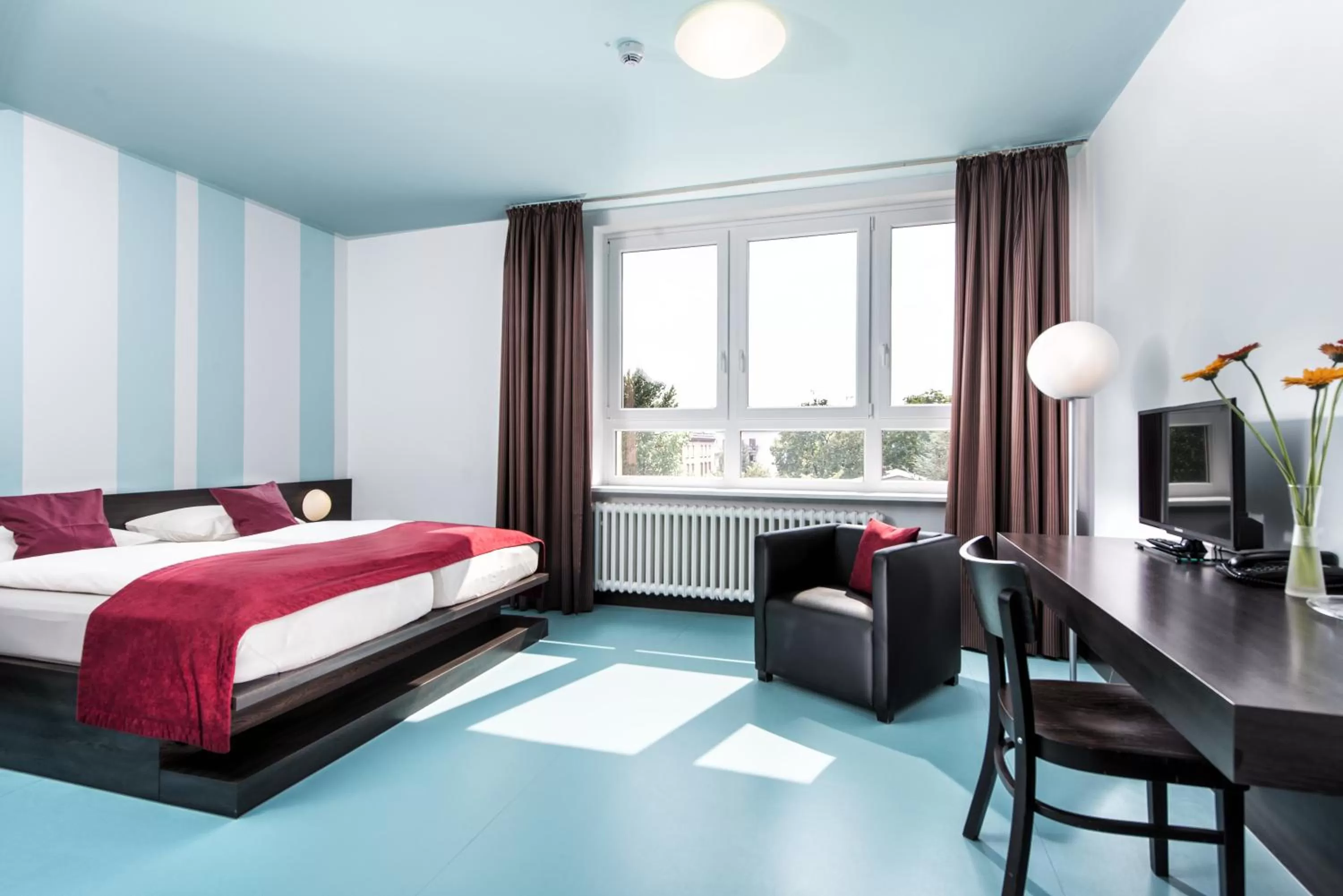 Photo of the whole room, Bed in Hotel Grenzfall