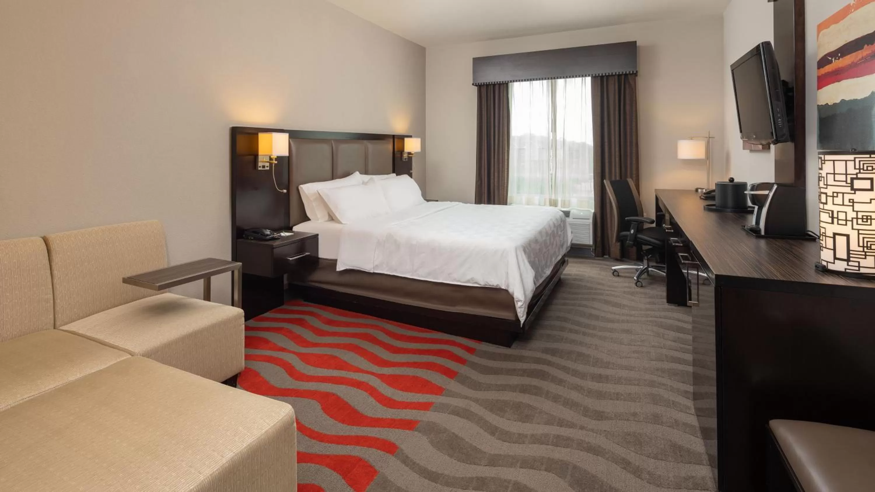 Photo of the whole room, Bed in Holiday Inn Houston West - Westway Park by IHG