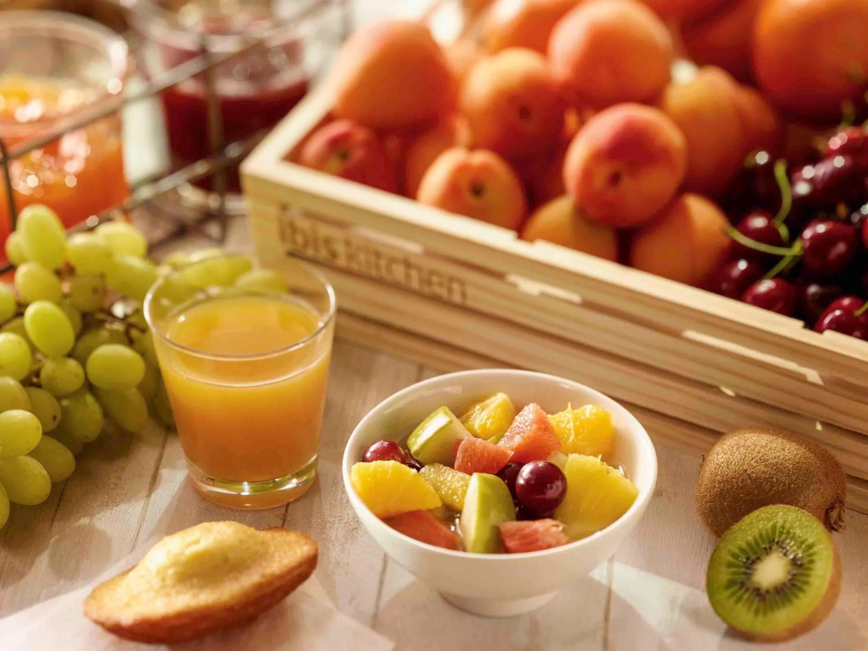 Restaurant/places to eat in ibis Poitiers Site du Futuroscope