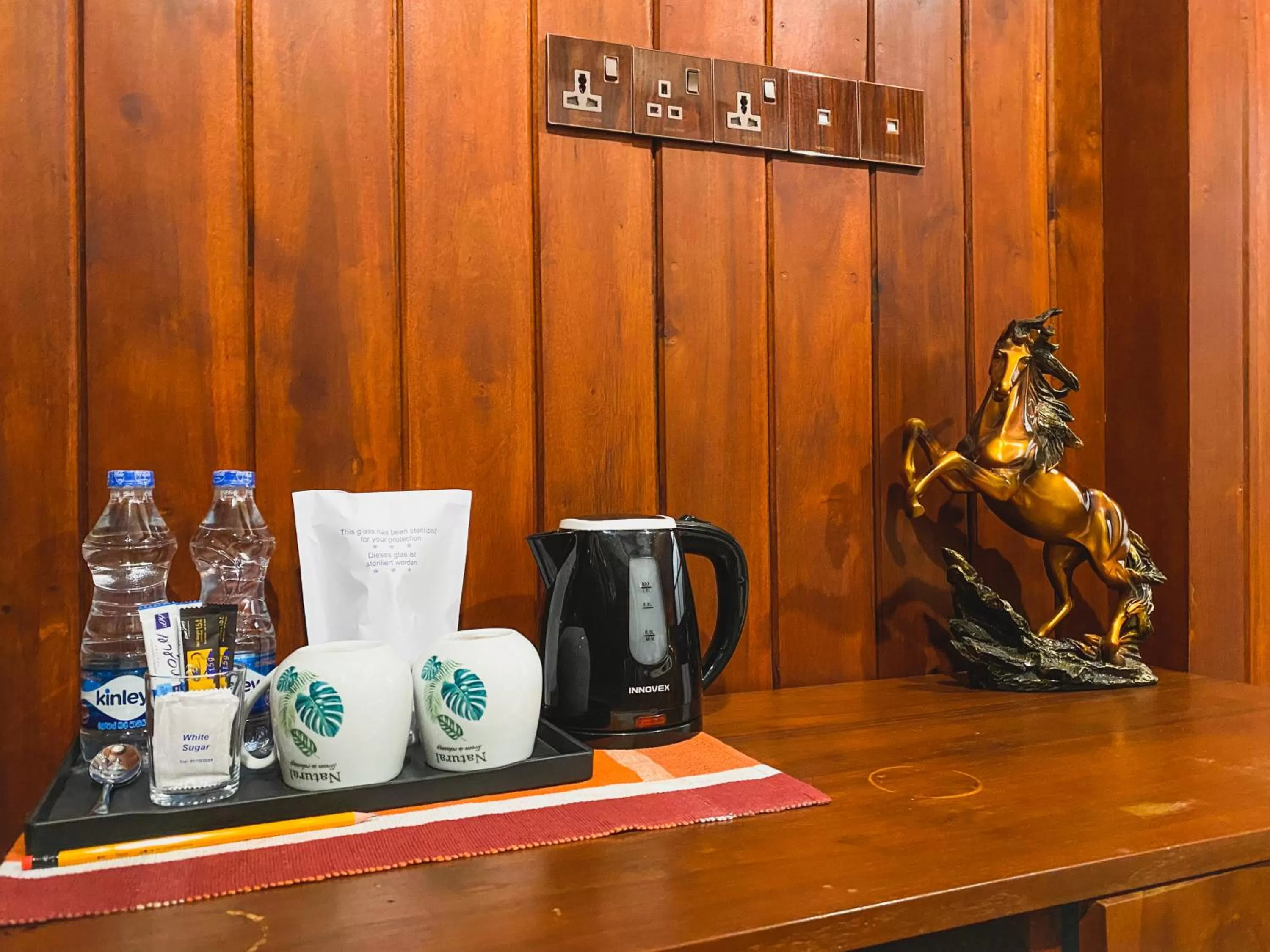 Coffee/tea facilities in Hotel Levon Ella