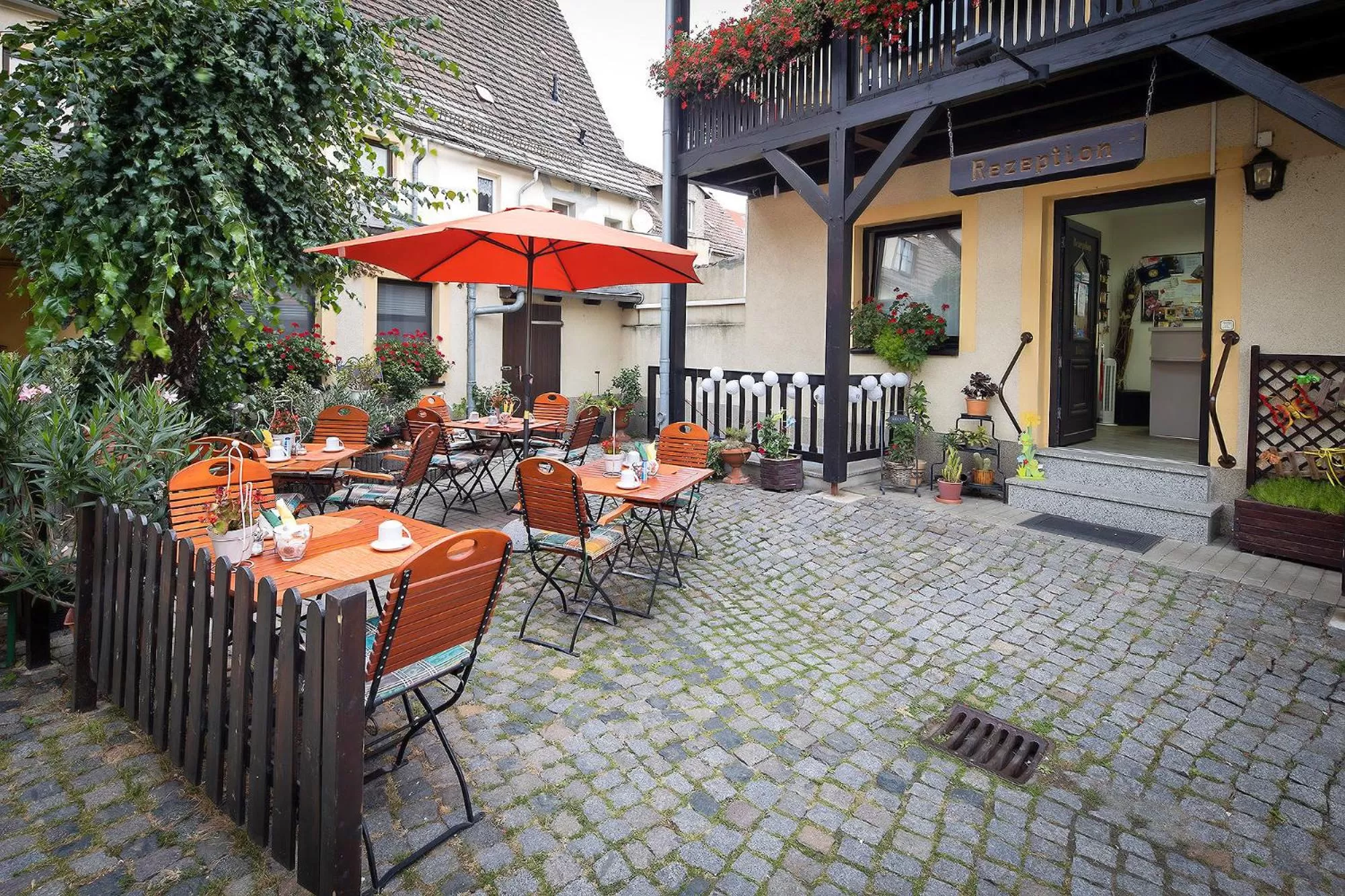 Patio in Hotel-Pension zum Markt
