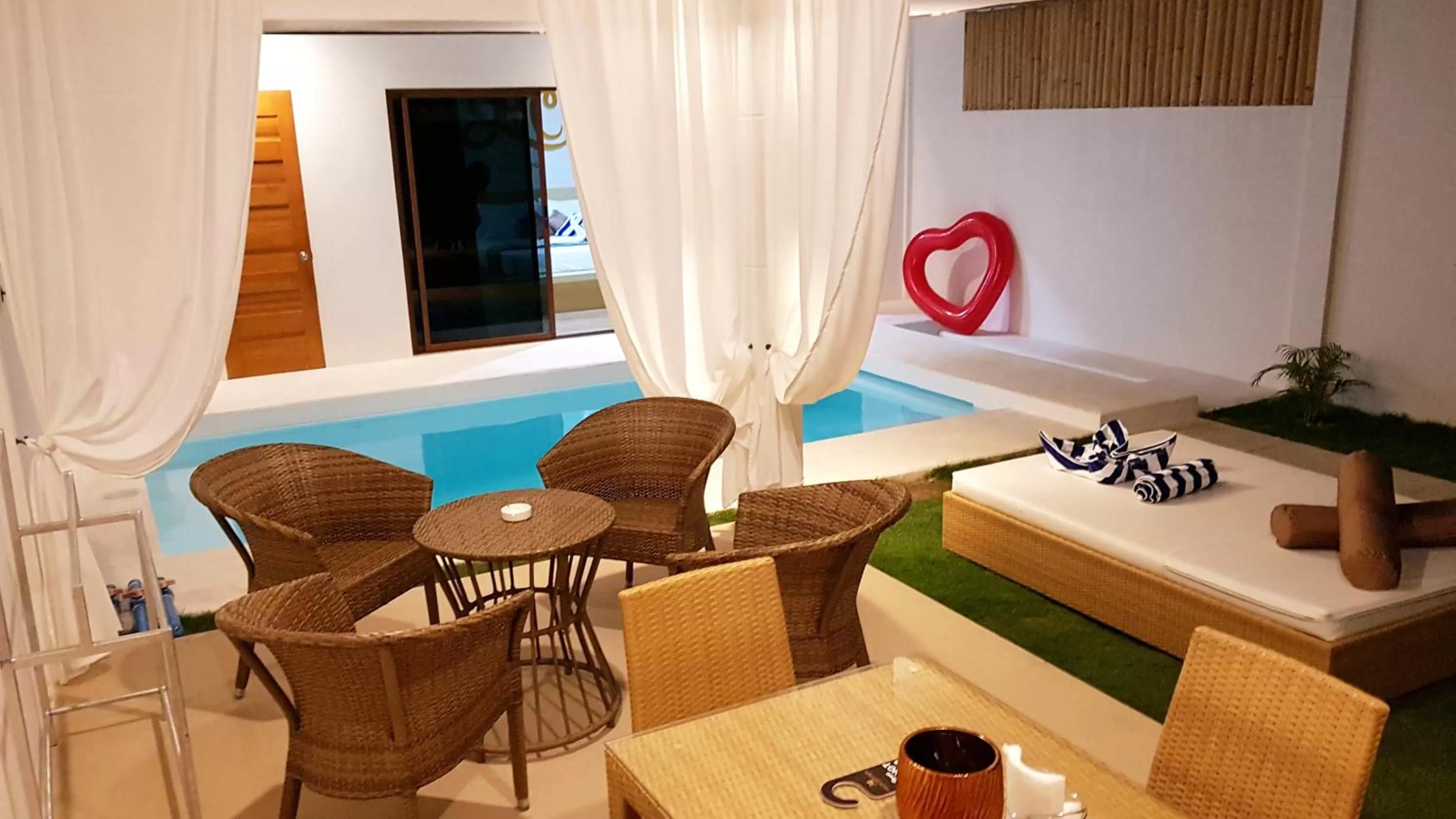 Living room in Montecarlo Villas Panglao