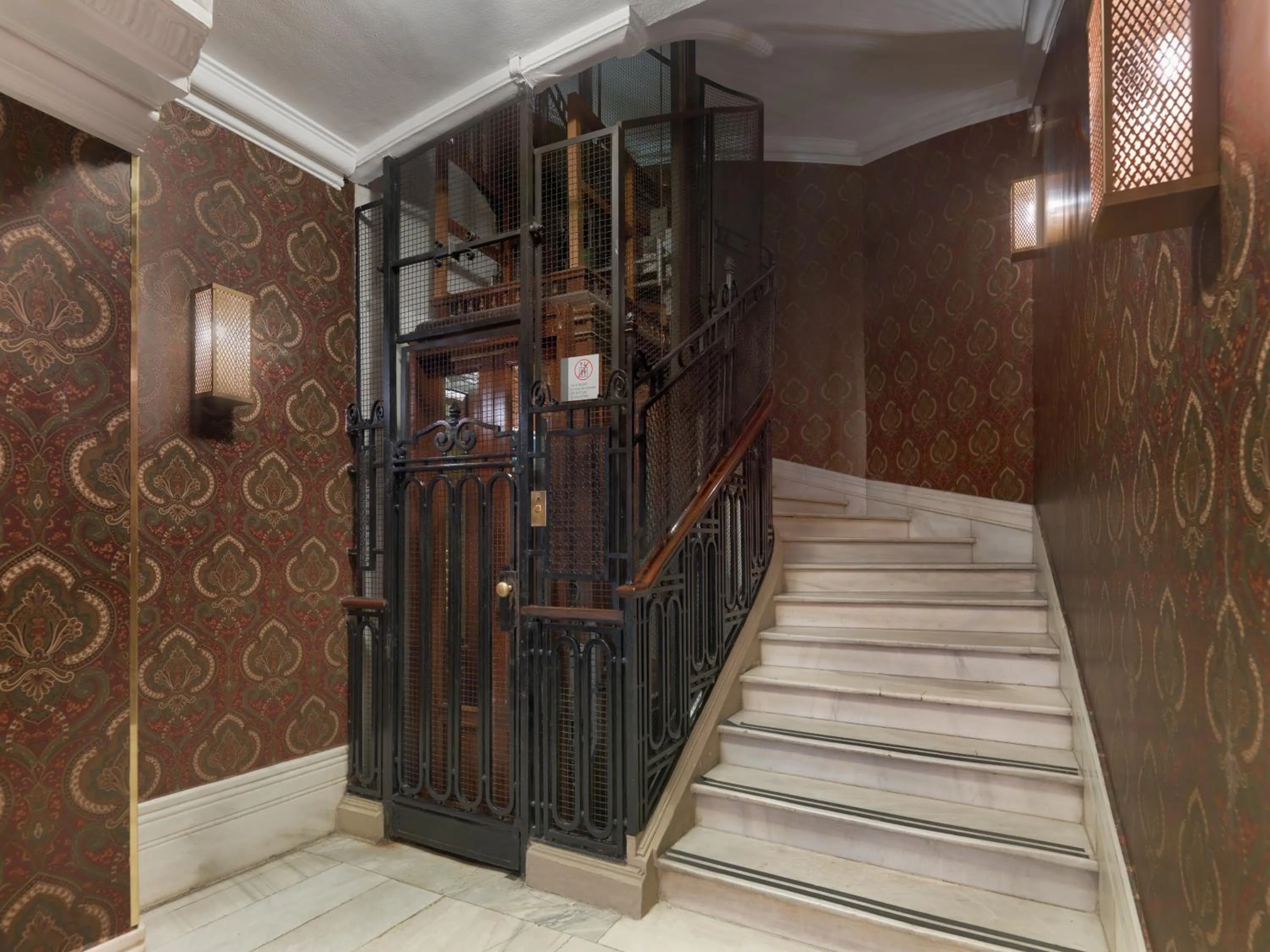 Decorative detail in Boutique Hotel H10 Villa de la Reina