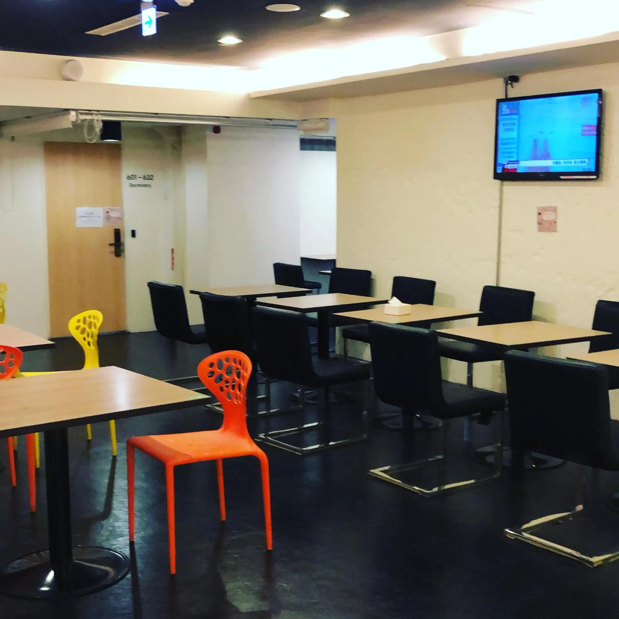 Restaurant/places to eat in Single inn- KAOHSIUNG LINSEN