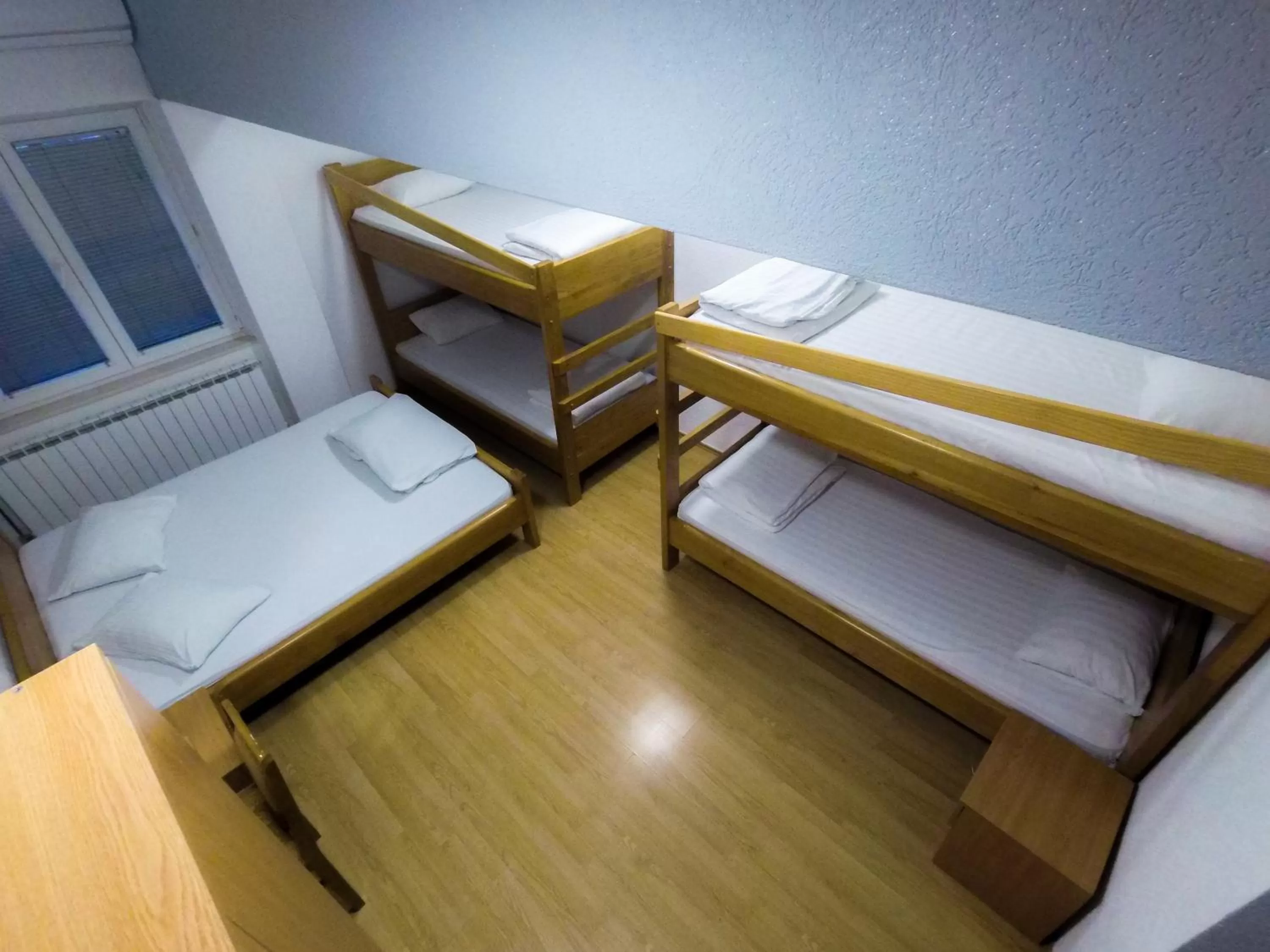 Bunk Bed in Motel Gas-Petrol