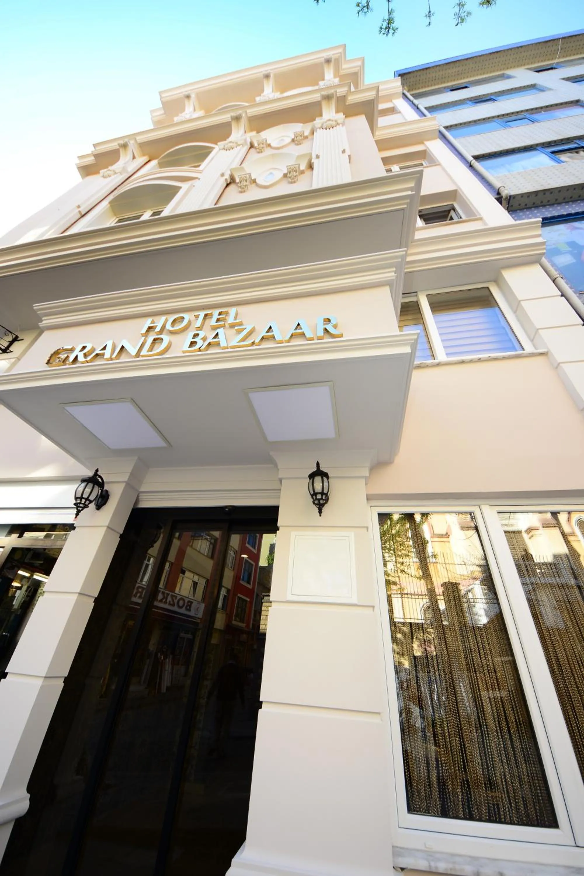 Facade/entrance in Grand Bazaar Hotel